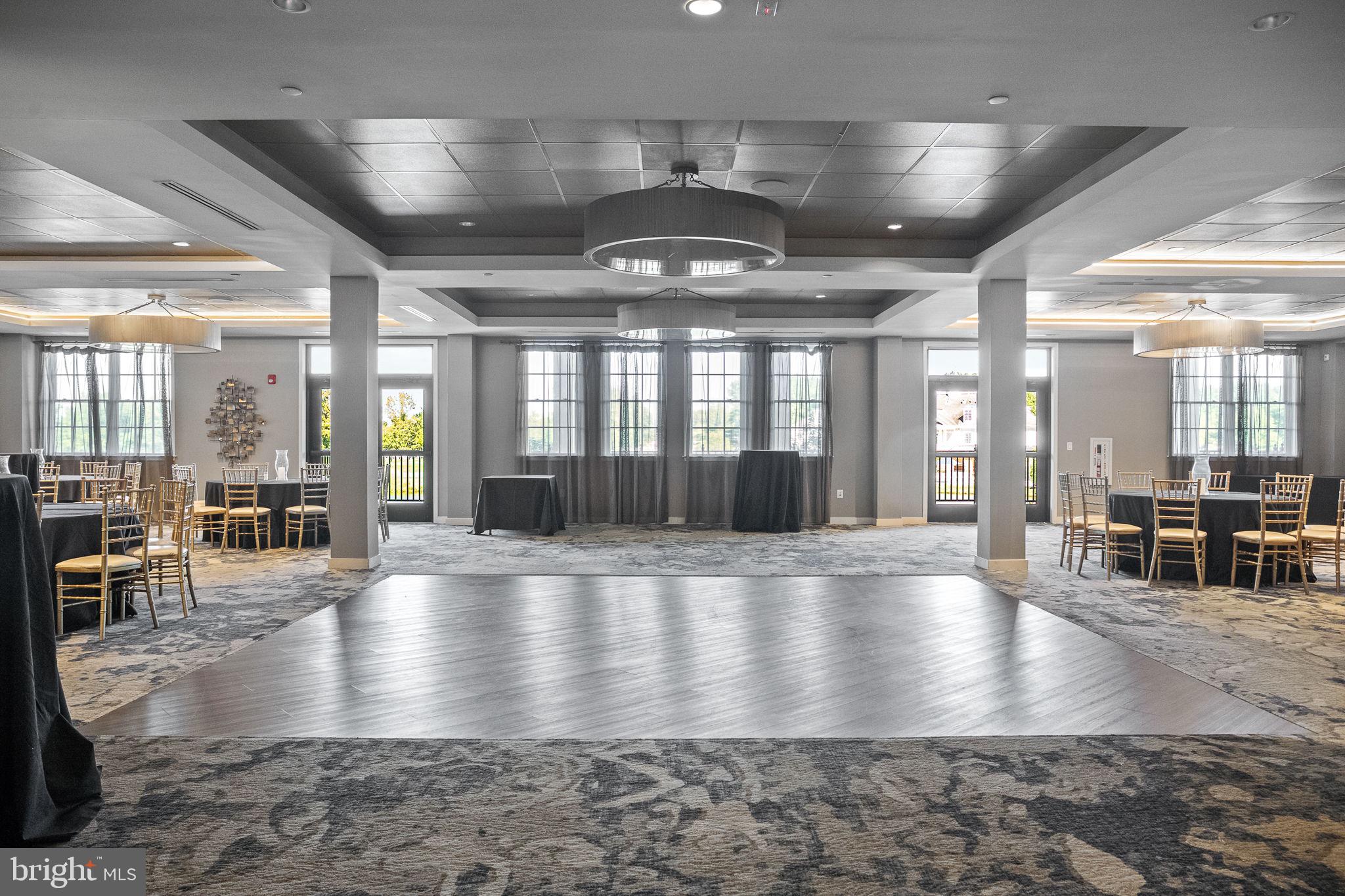 REGENCY AT DOMINION VALLEY - Residential