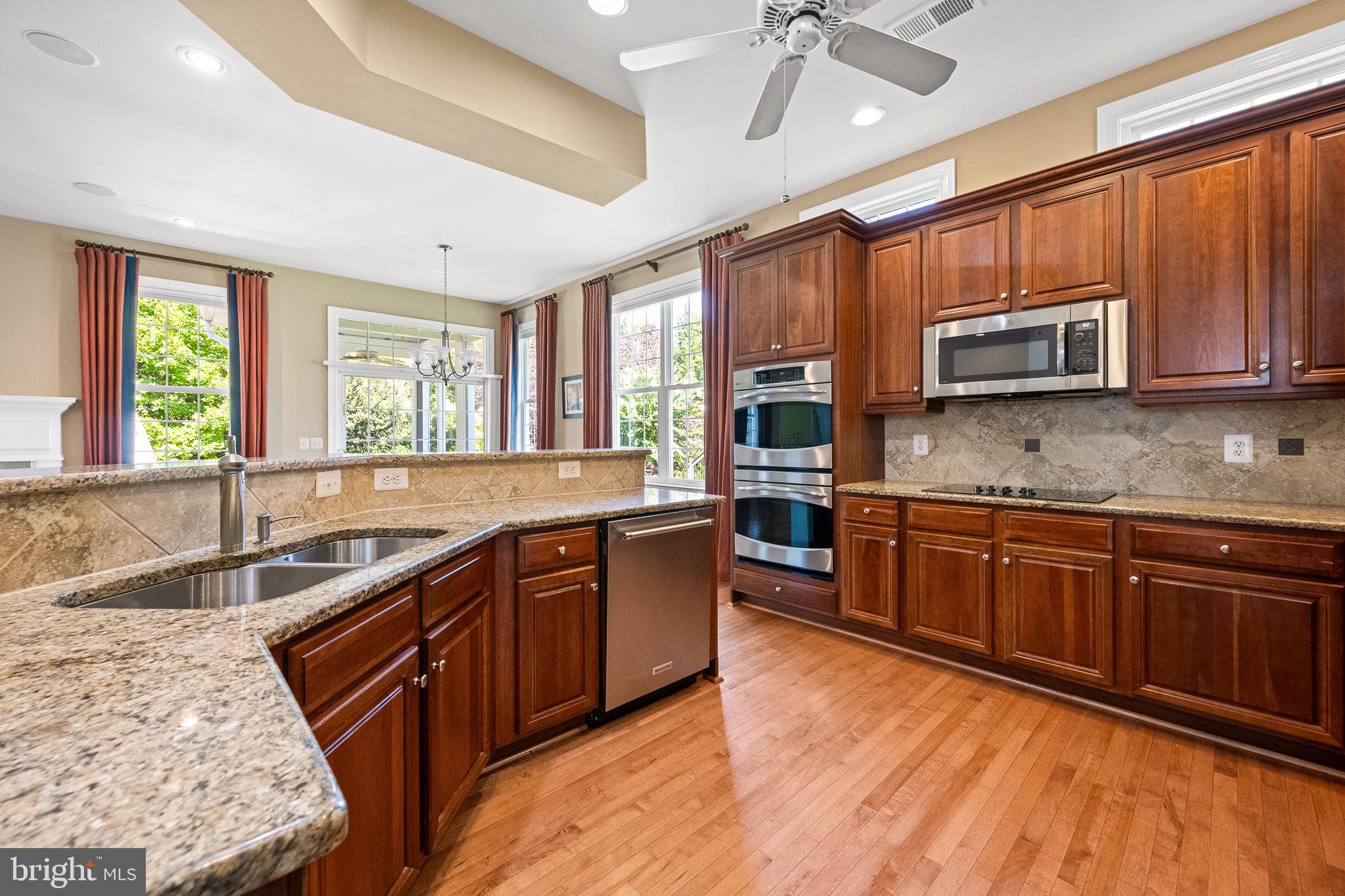 REGENCY AT DOMINION VALLEY - Residential