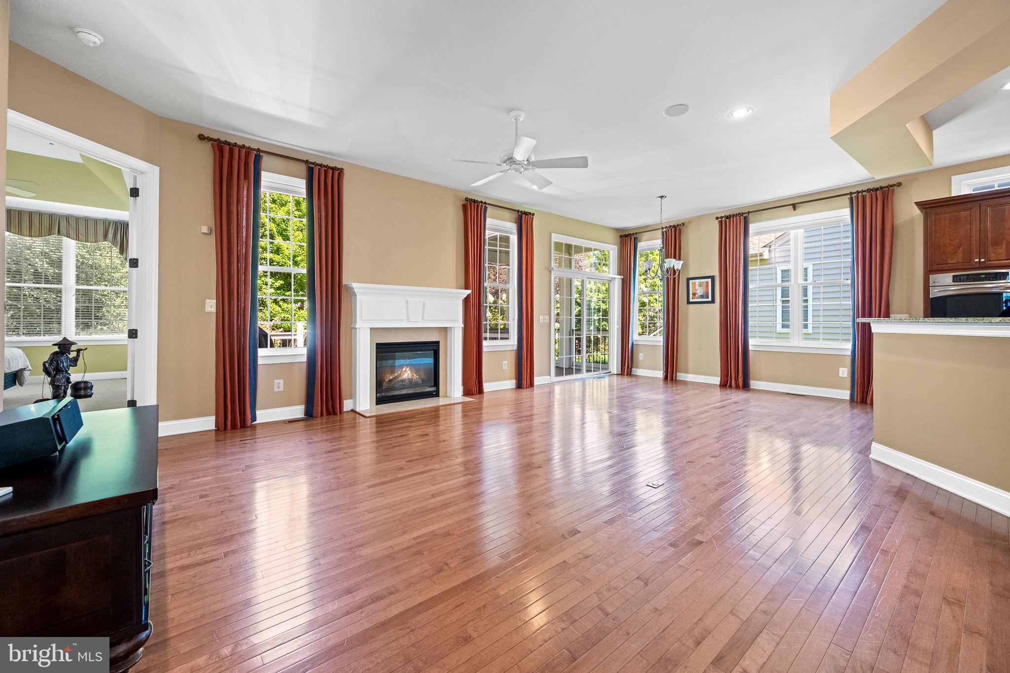 REGENCY AT DOMINION VALLEY - Residential