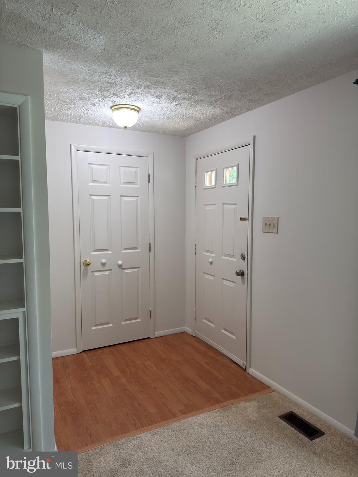 5519 INVERNESS WOODS COURT