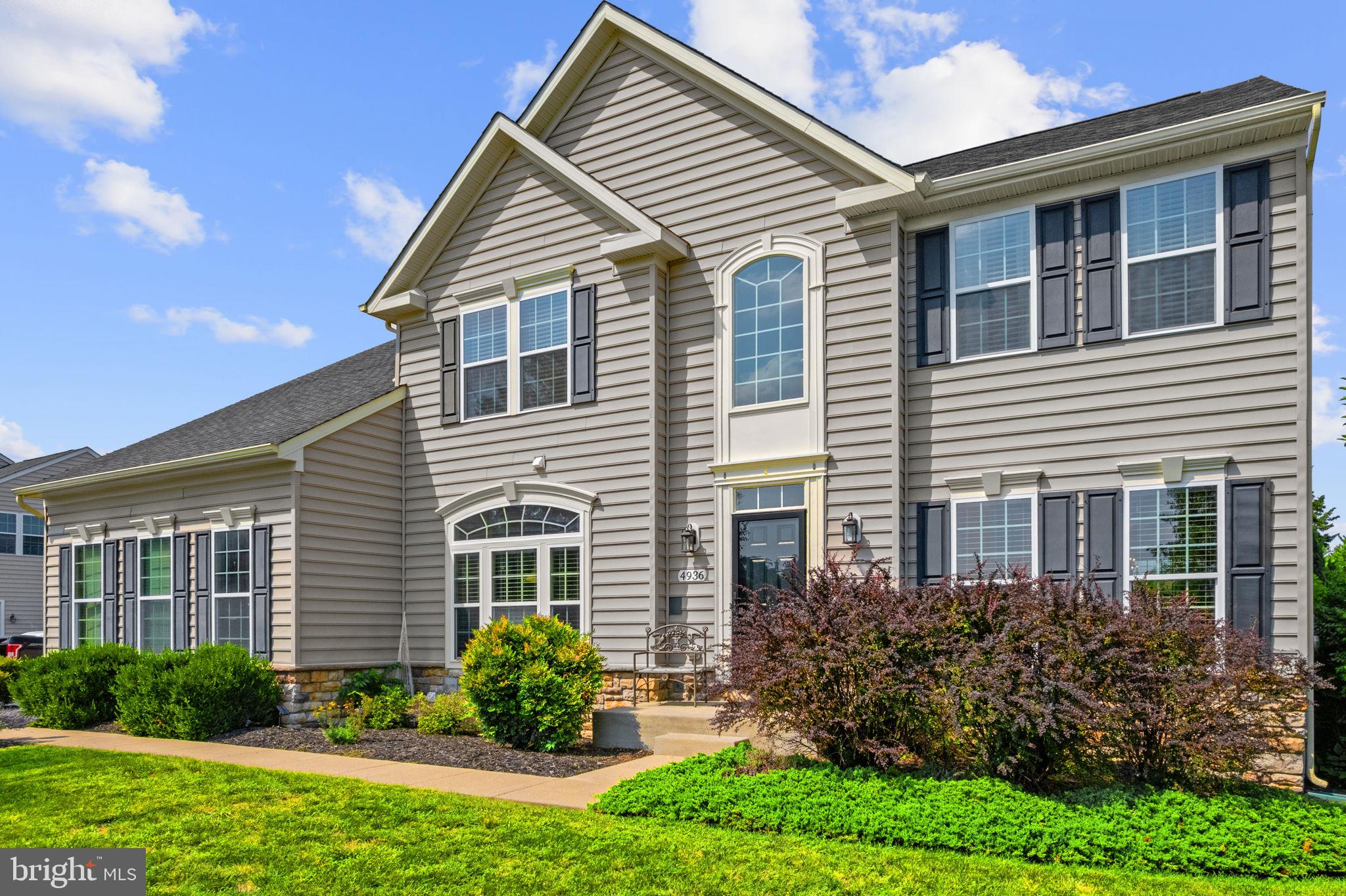 4936 PEBBLE RUN ROAD