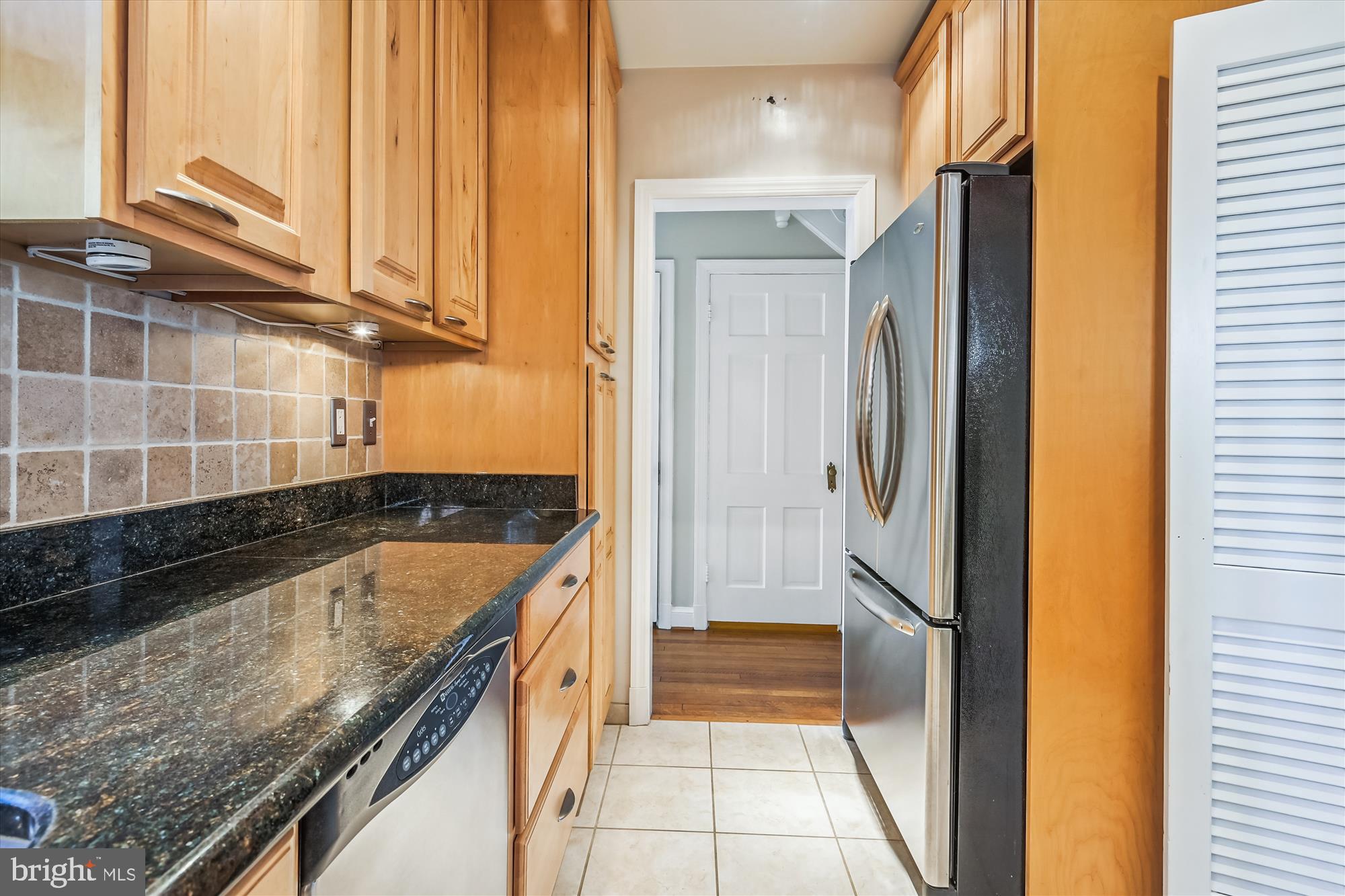 WHEATLEY HILLS - Residential