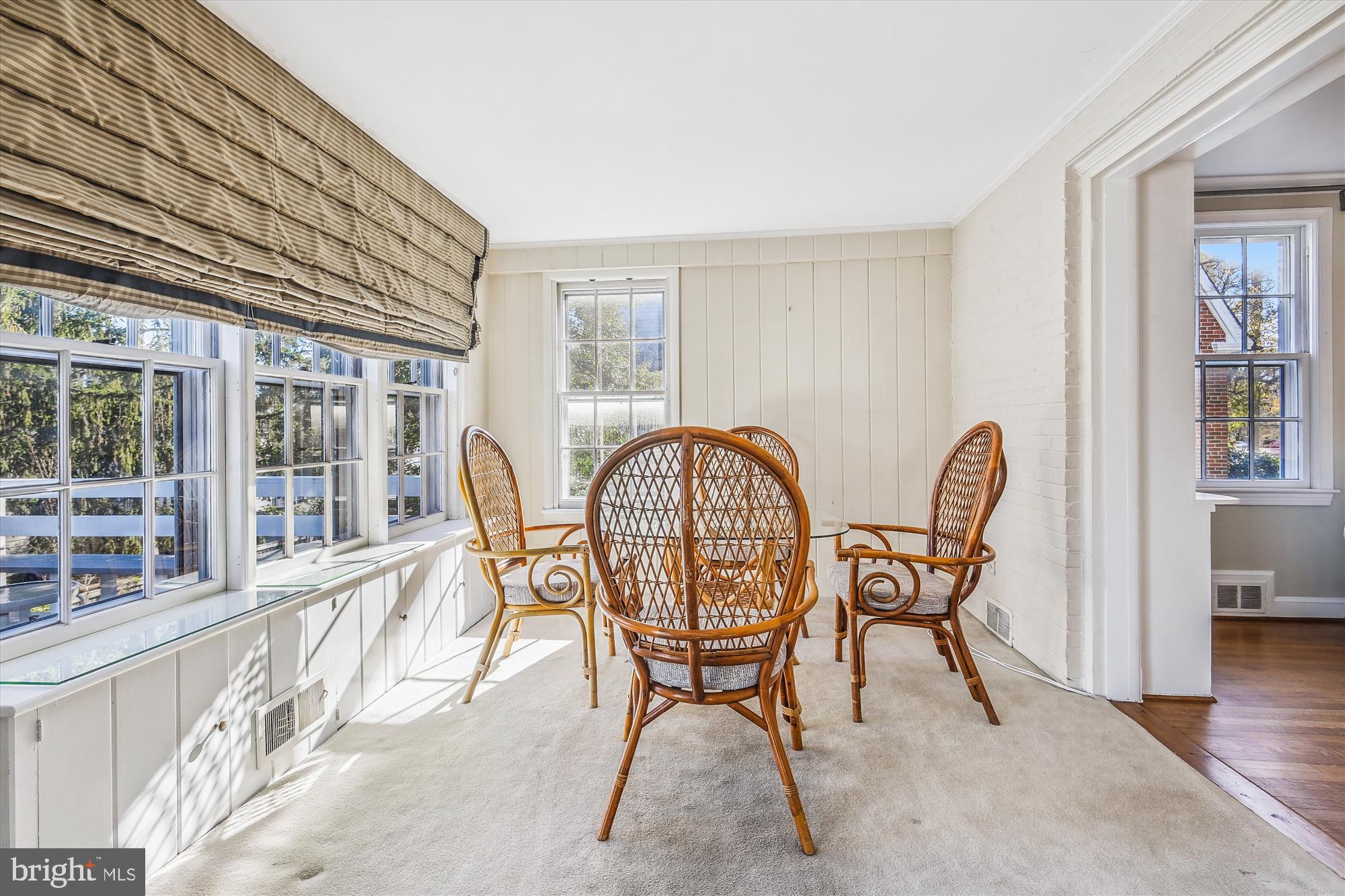 WHEATLEY HILLS - Residential