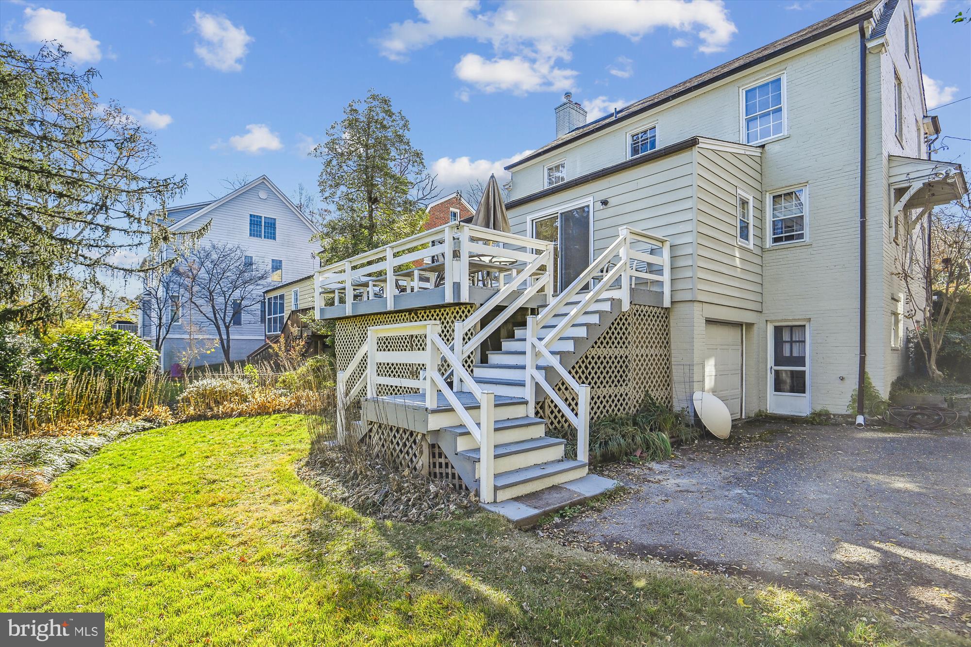 WHEATLEY HILLS - Residential