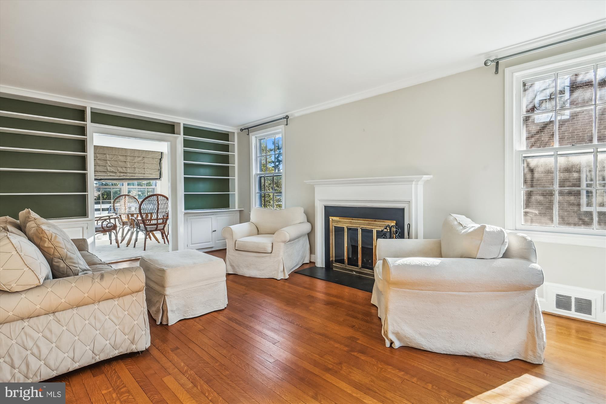 WHEATLEY HILLS - Residential