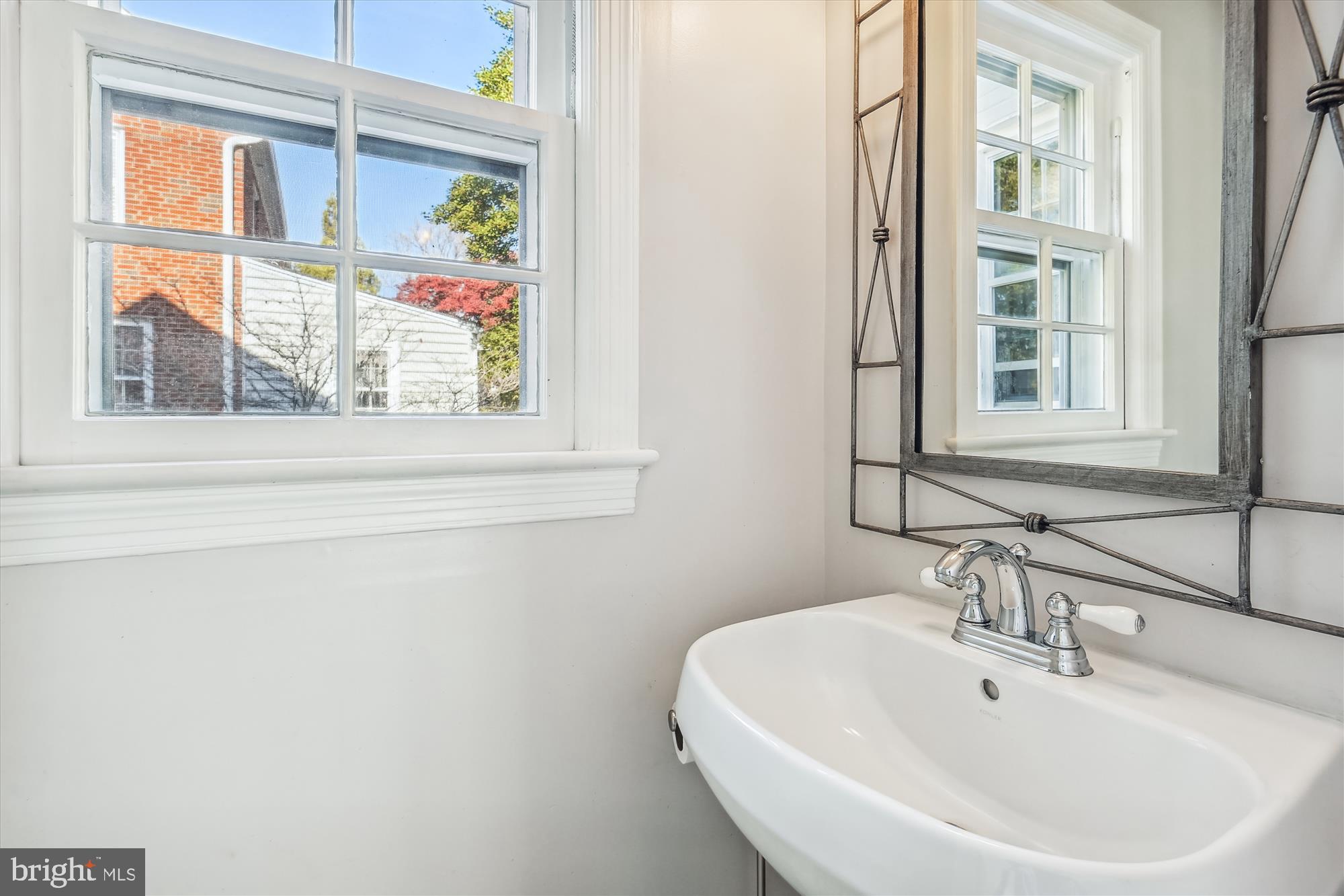 WHEATLEY HILLS - Residential