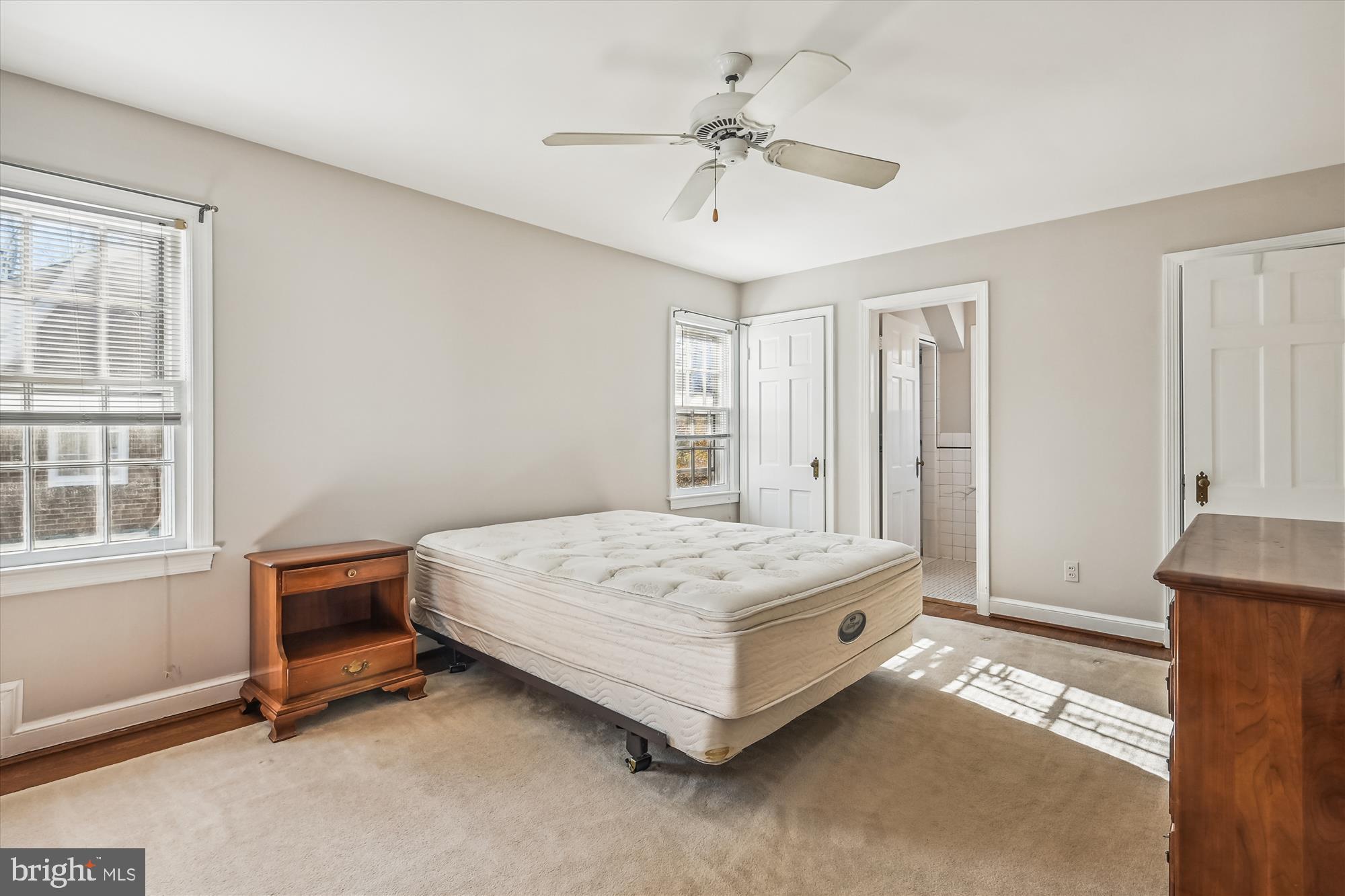 WHEATLEY HILLS - Residential