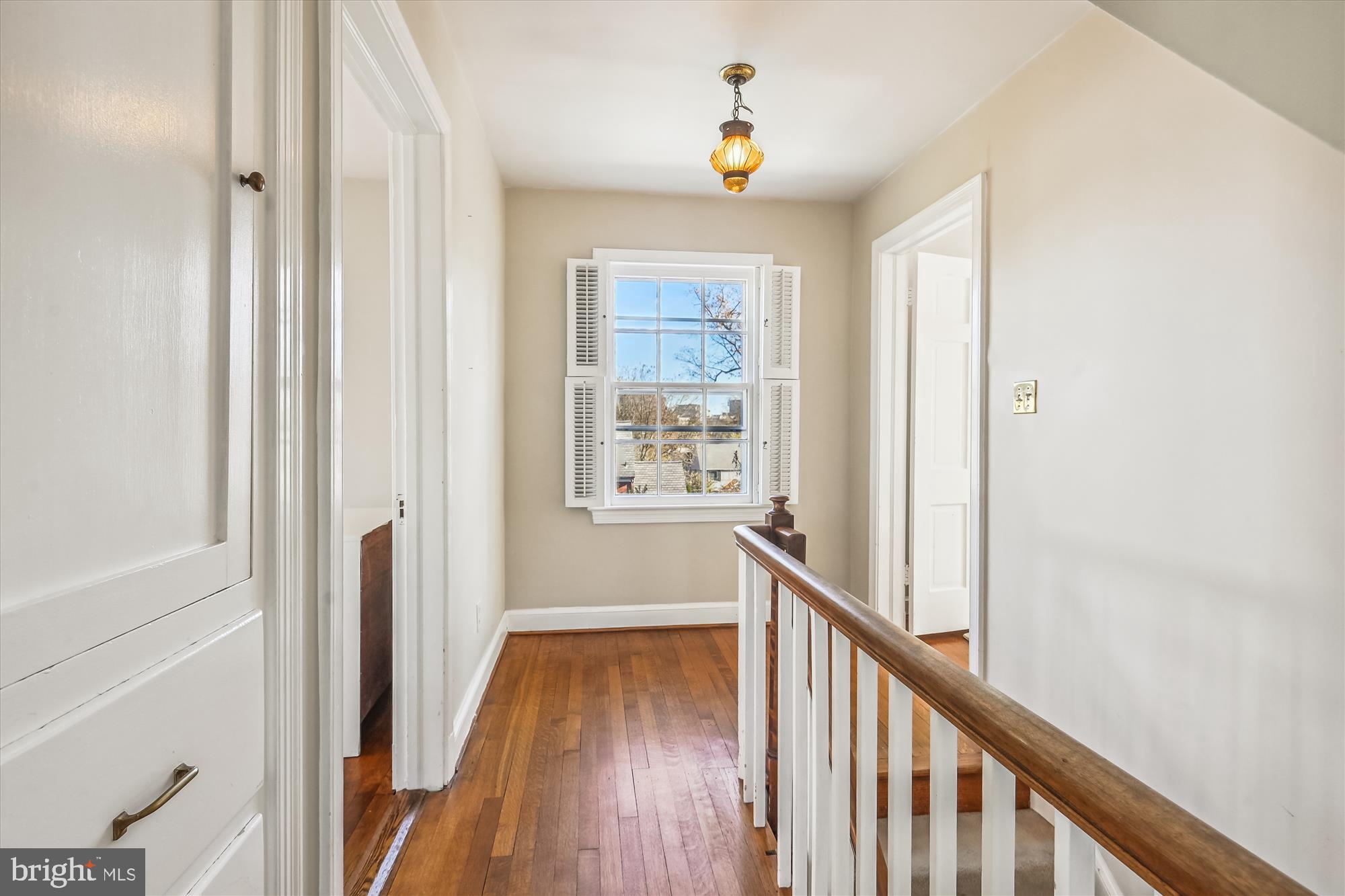 WHEATLEY HILLS - Residential