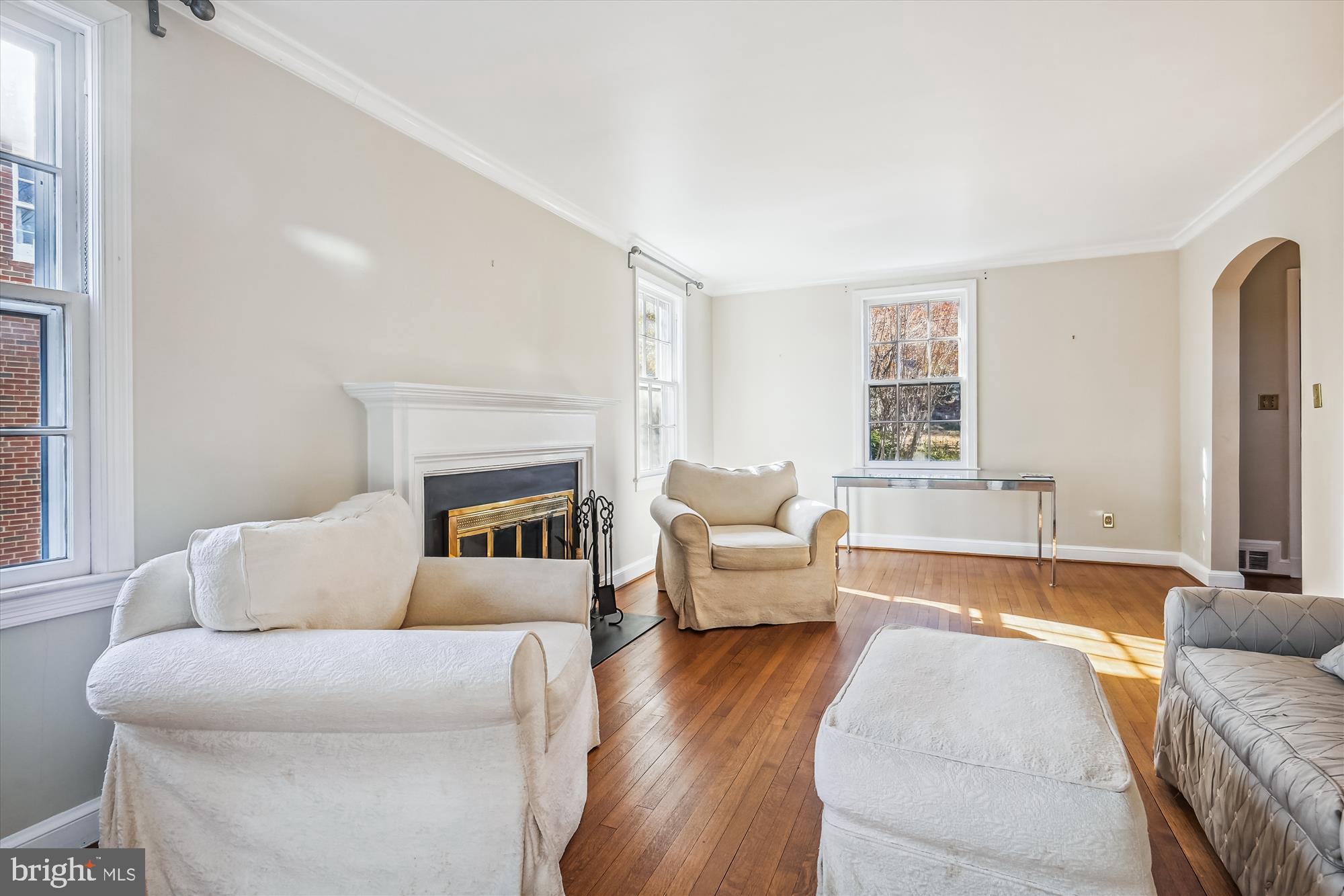 WHEATLEY HILLS - Residential