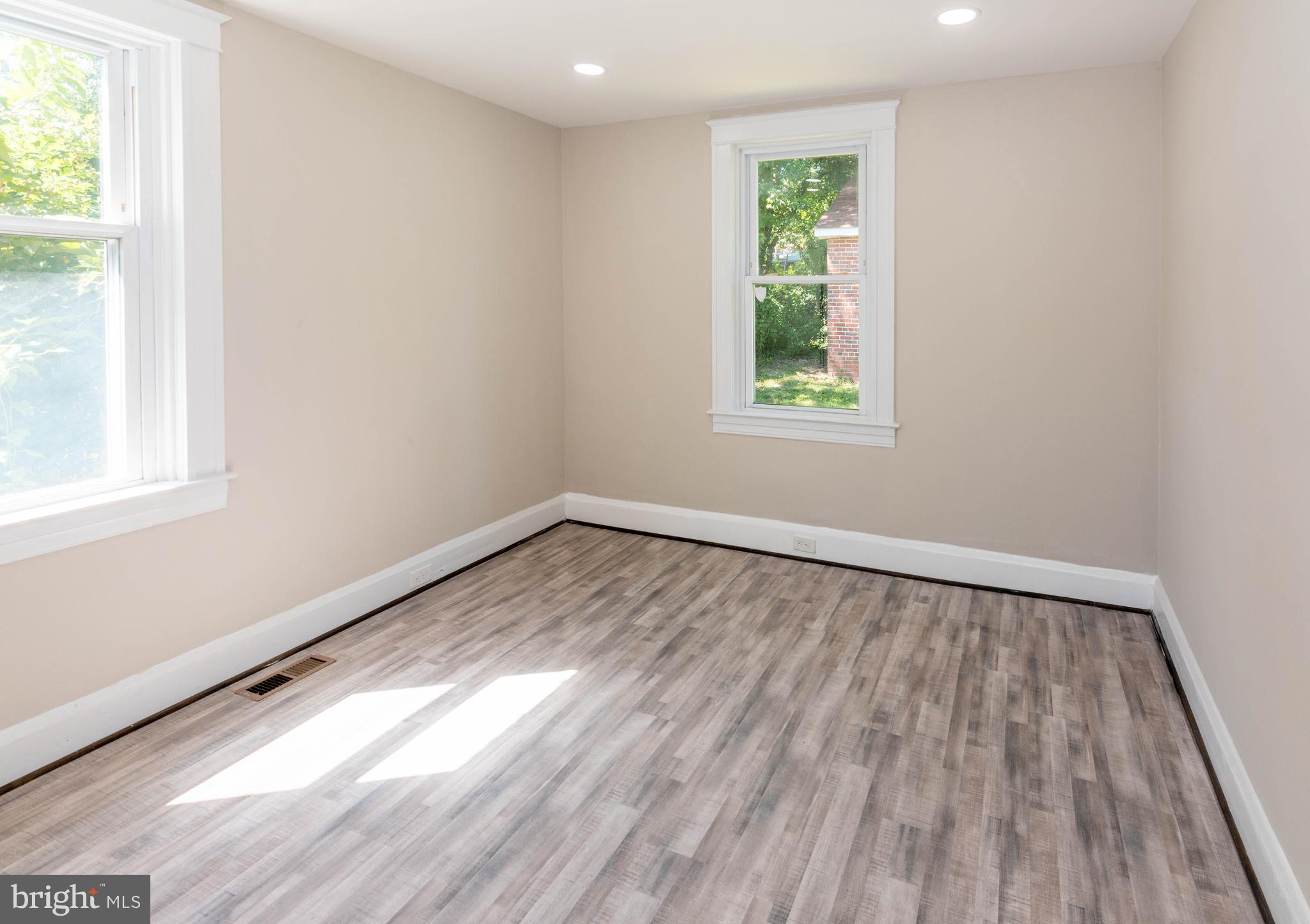 FRANKFORD - Residential