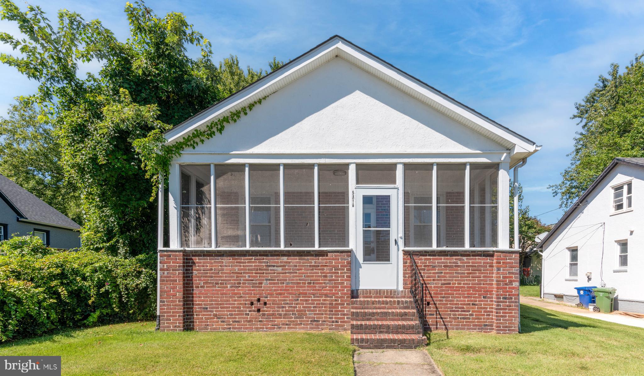 FRANKFORD - Residential