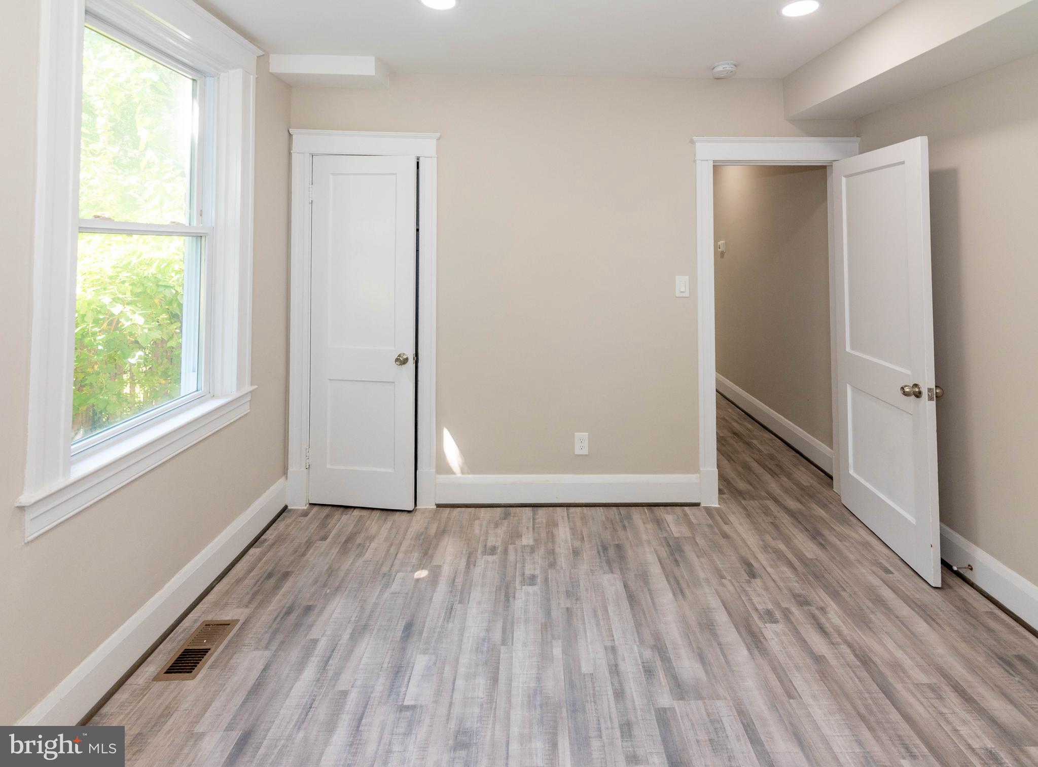 FRANKFORD - Residential