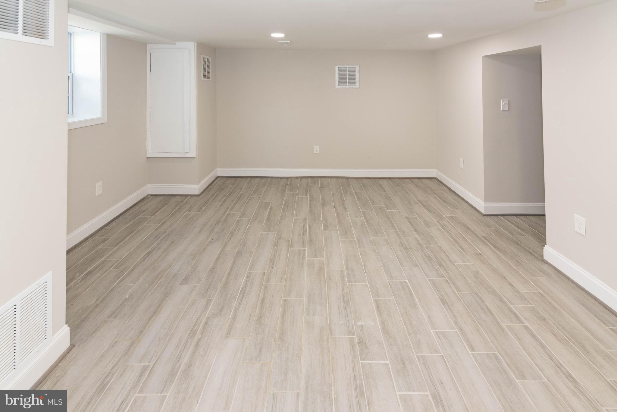 FRANKFORD - Residential