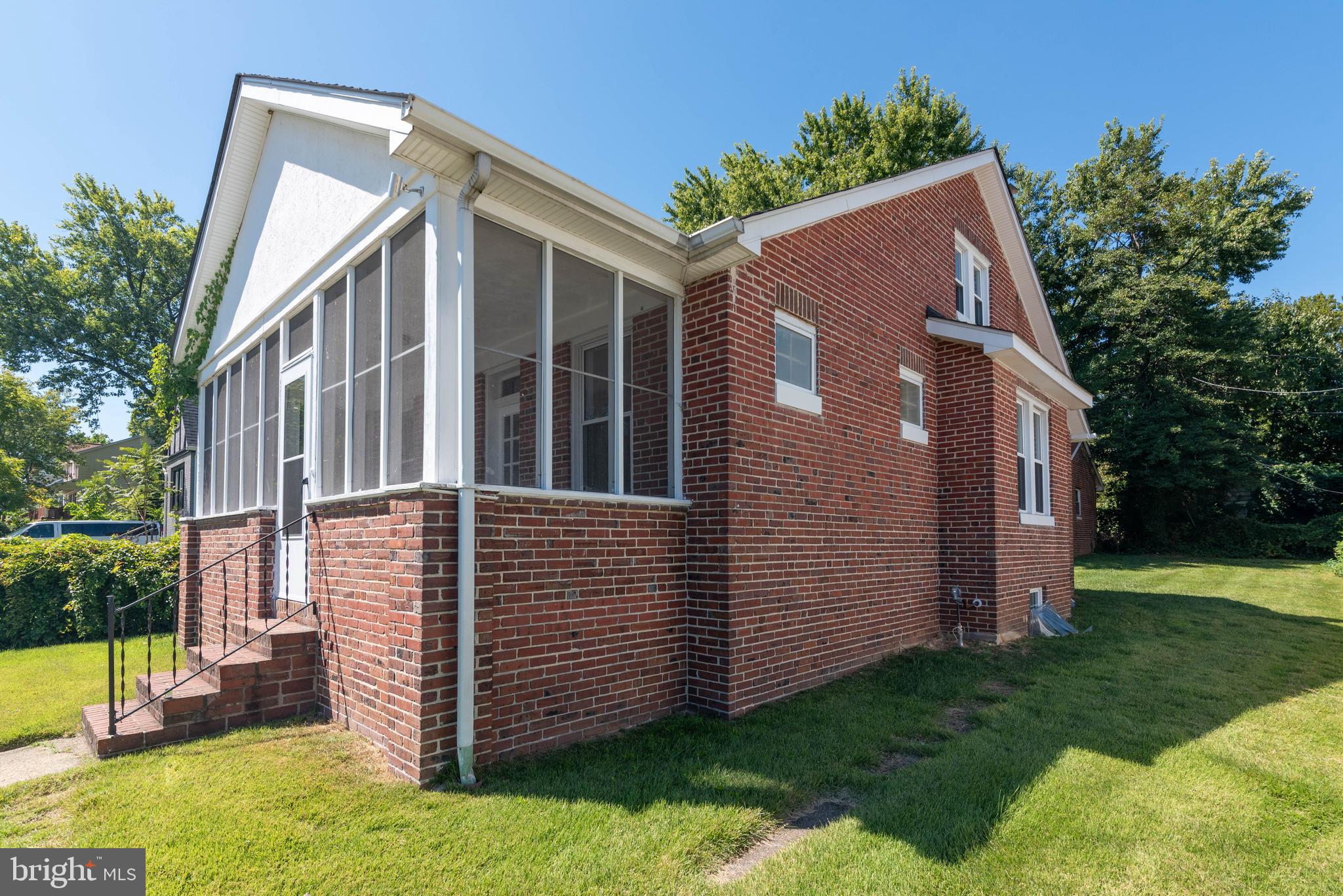 FRANKFORD - Residential