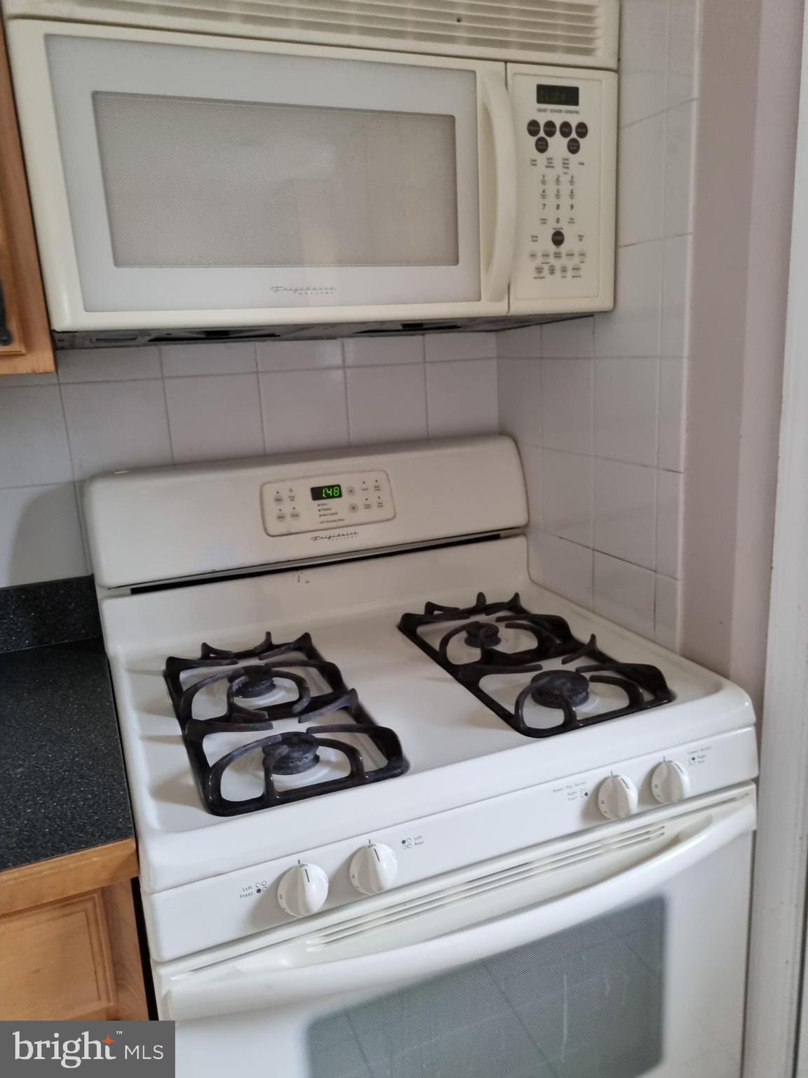 FAIRHILL ON THE BOULEVRD - Residential Lease