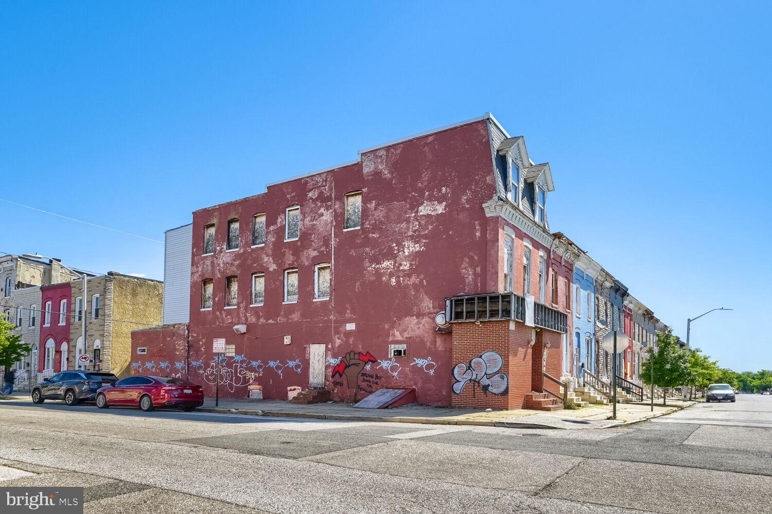 2044 WALBROOK AVENUE