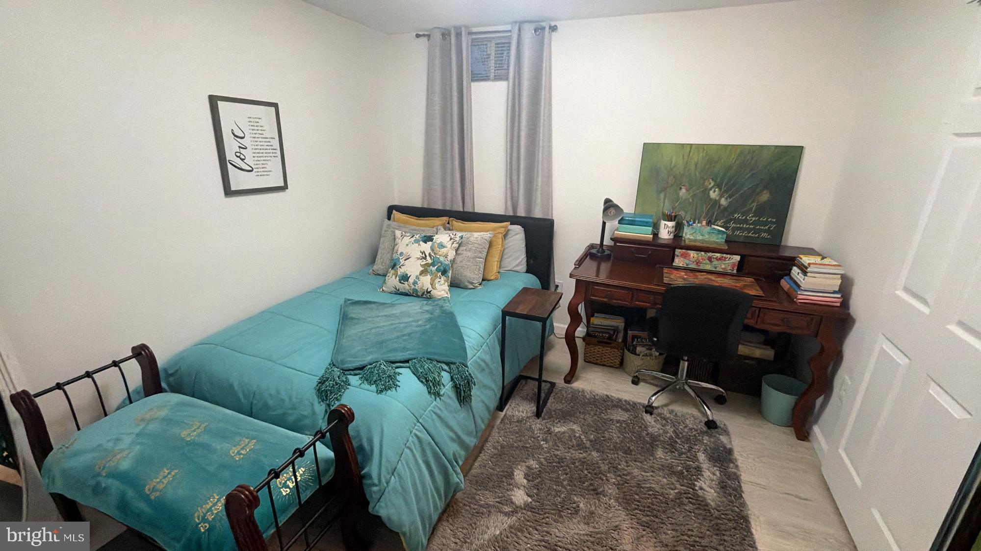 THE VILLAGES AT BRISTOL - Residential