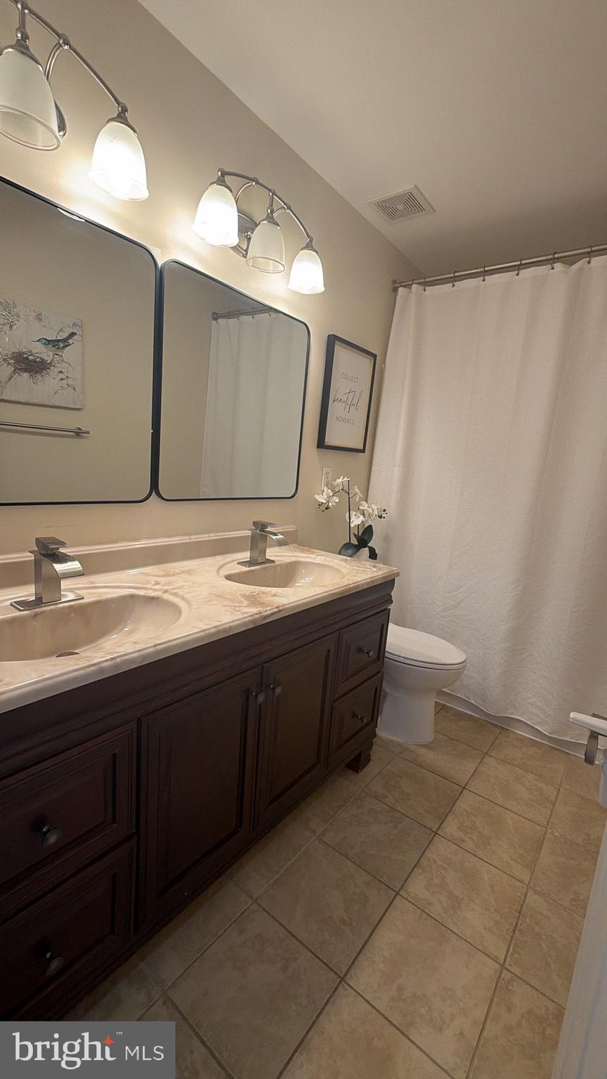 THE VILLAGES AT BRISTOL - Residential