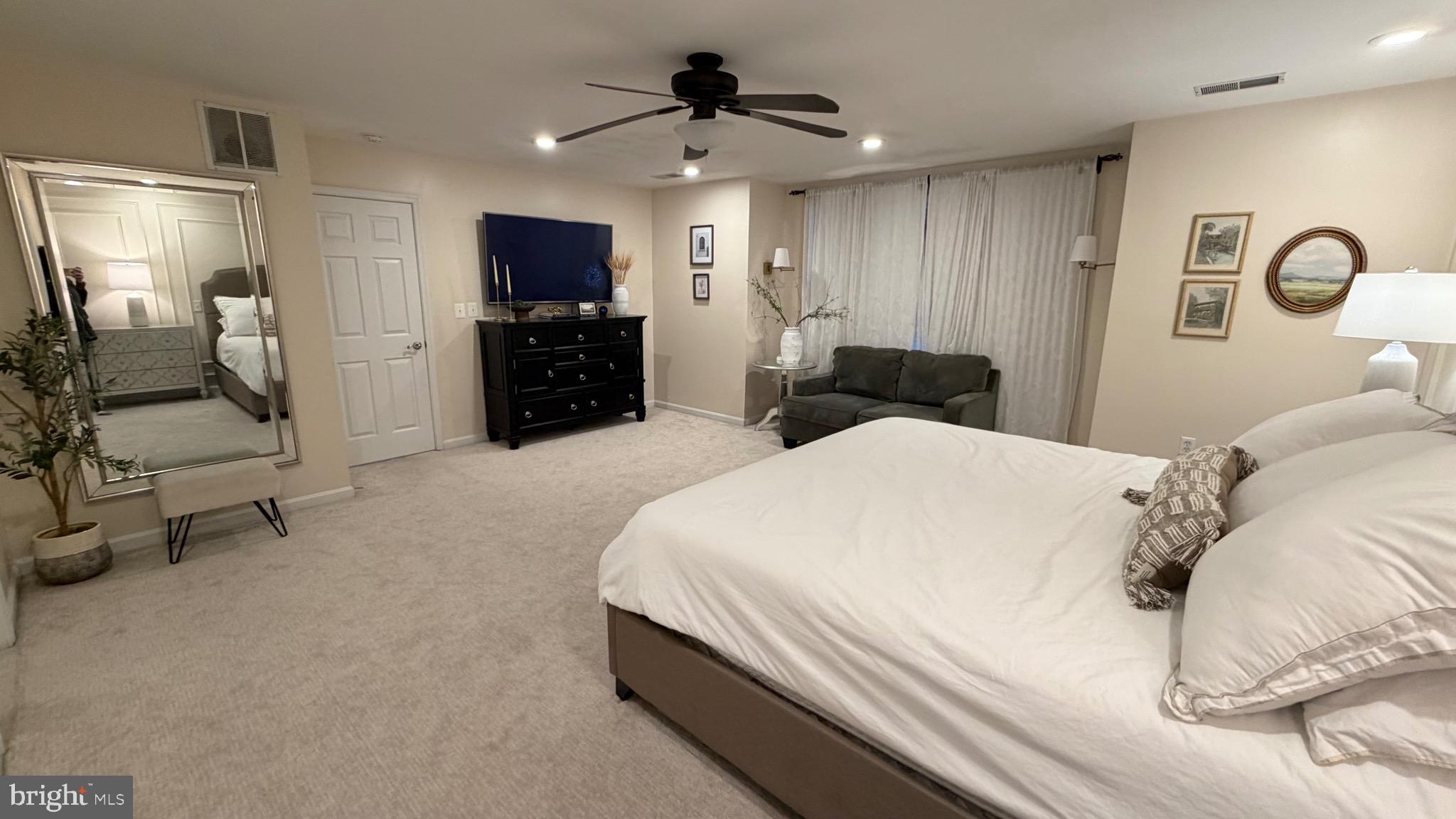 THE VILLAGES AT BRISTOL - Residential