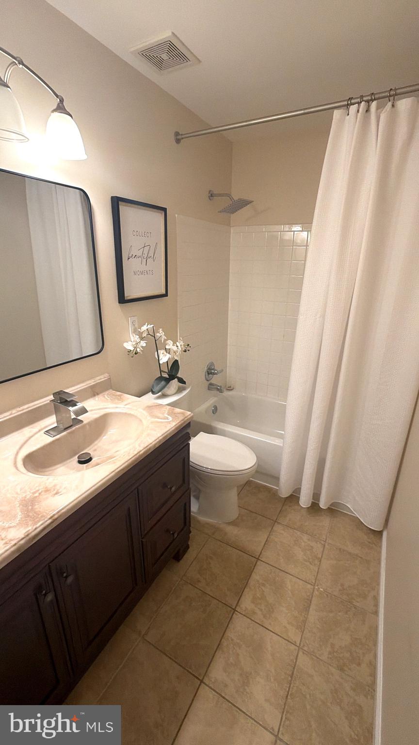 THE VILLAGES AT BRISTOL - Residential