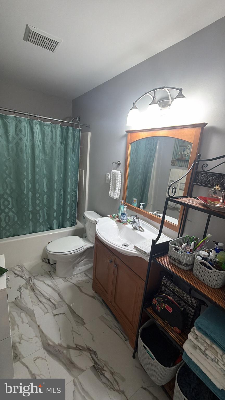 THE VILLAGES AT BRISTOL - Residential