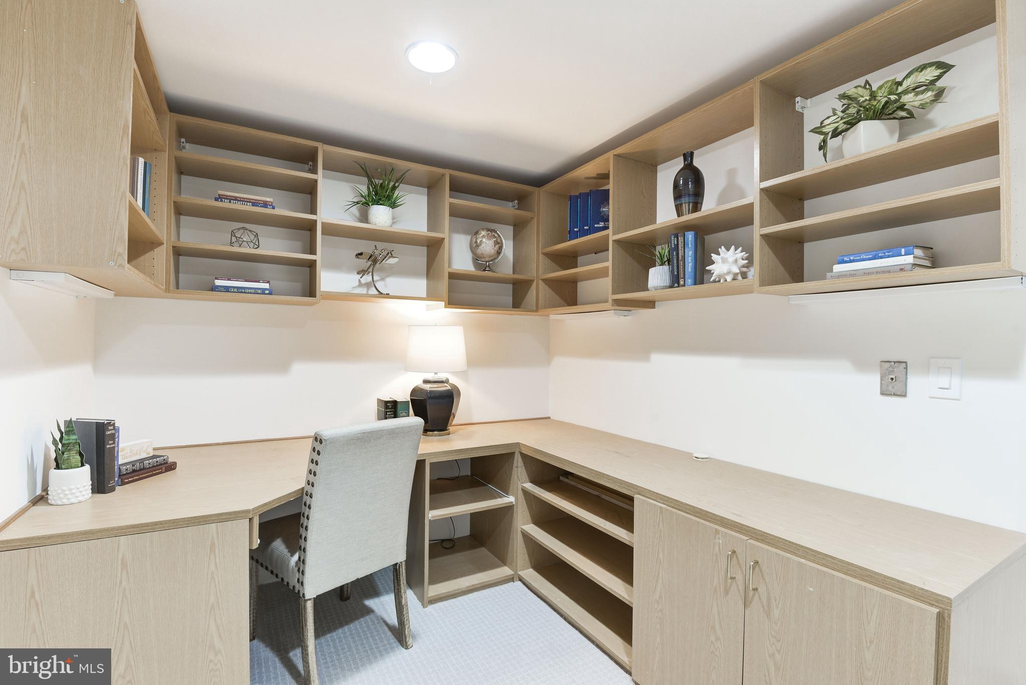 FOX HILLS - Residential