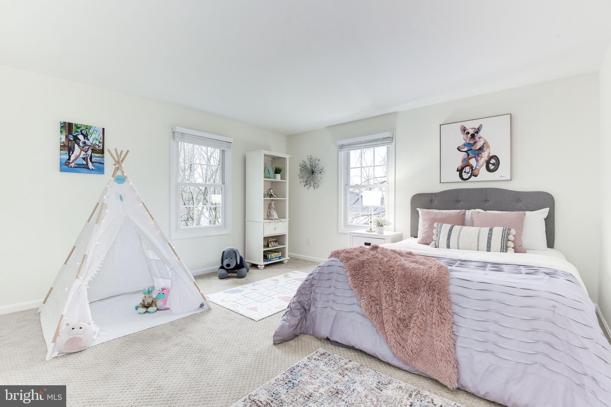 FOX HILLS - Residential