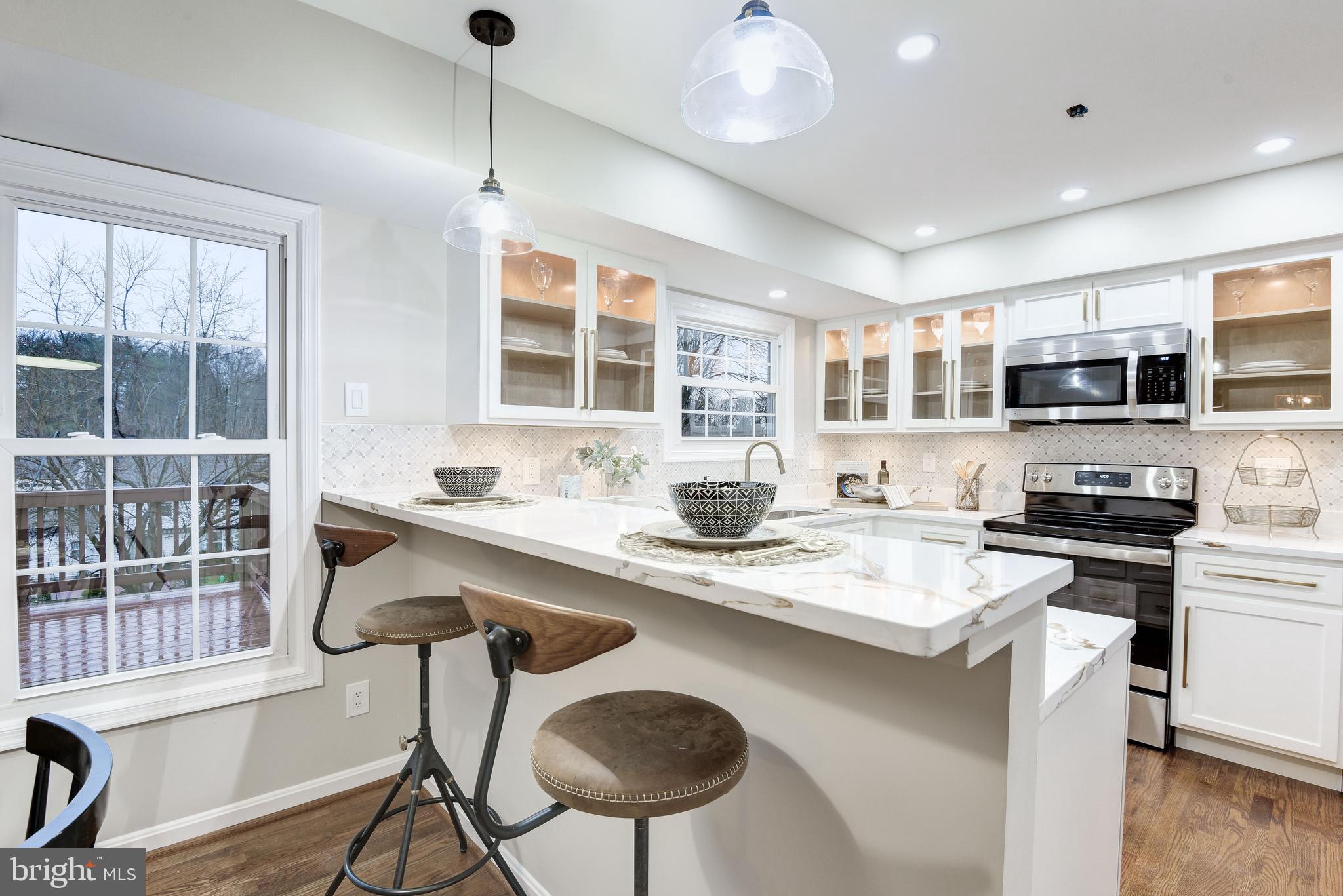 FOX HILLS - Residential