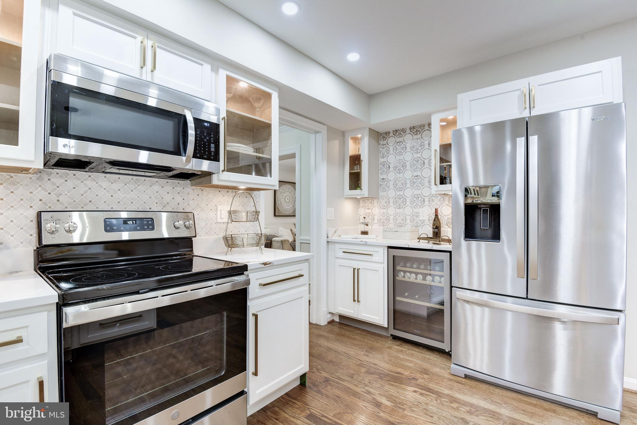 FOX HILLS - Residential