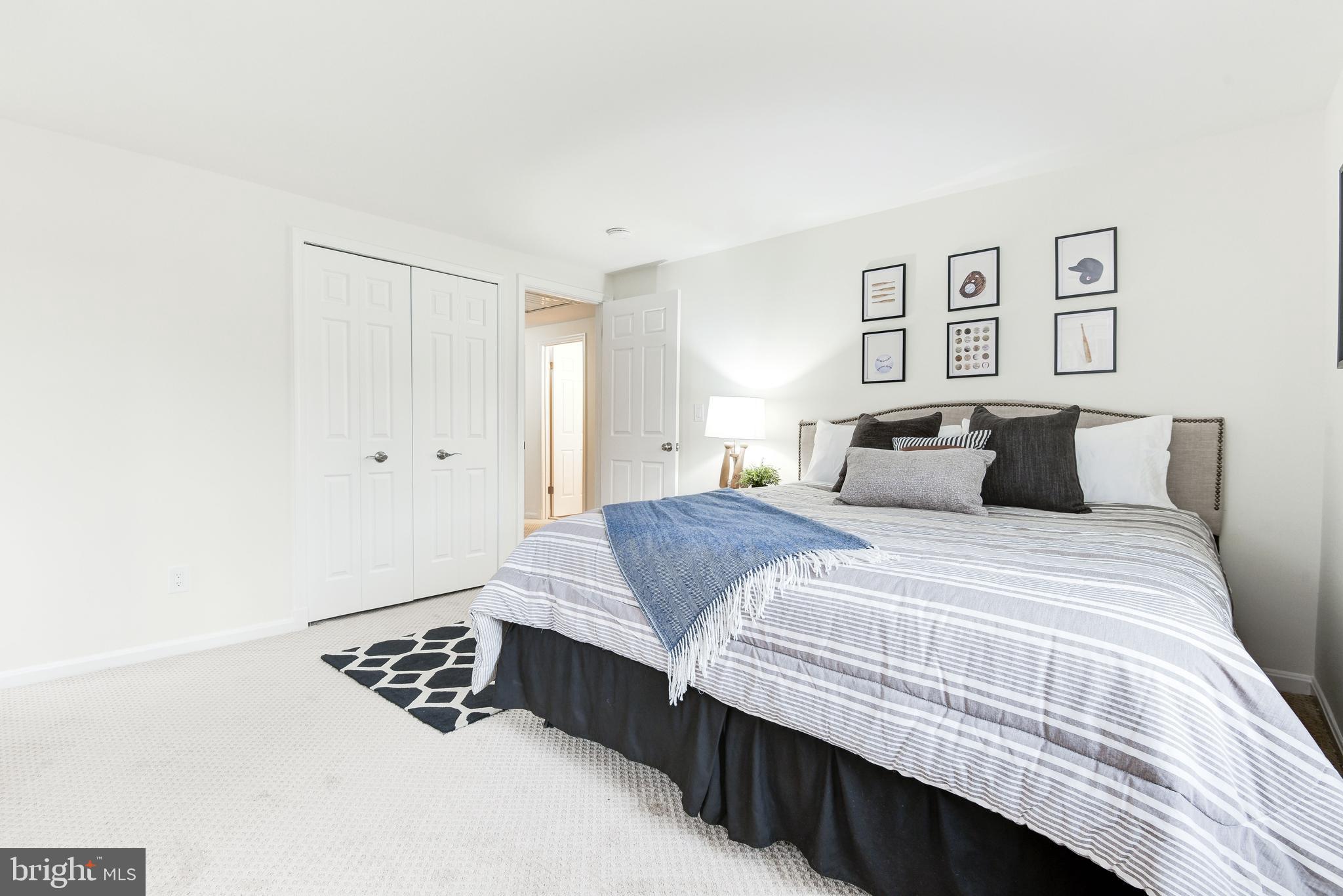 FOX HILLS - Residential