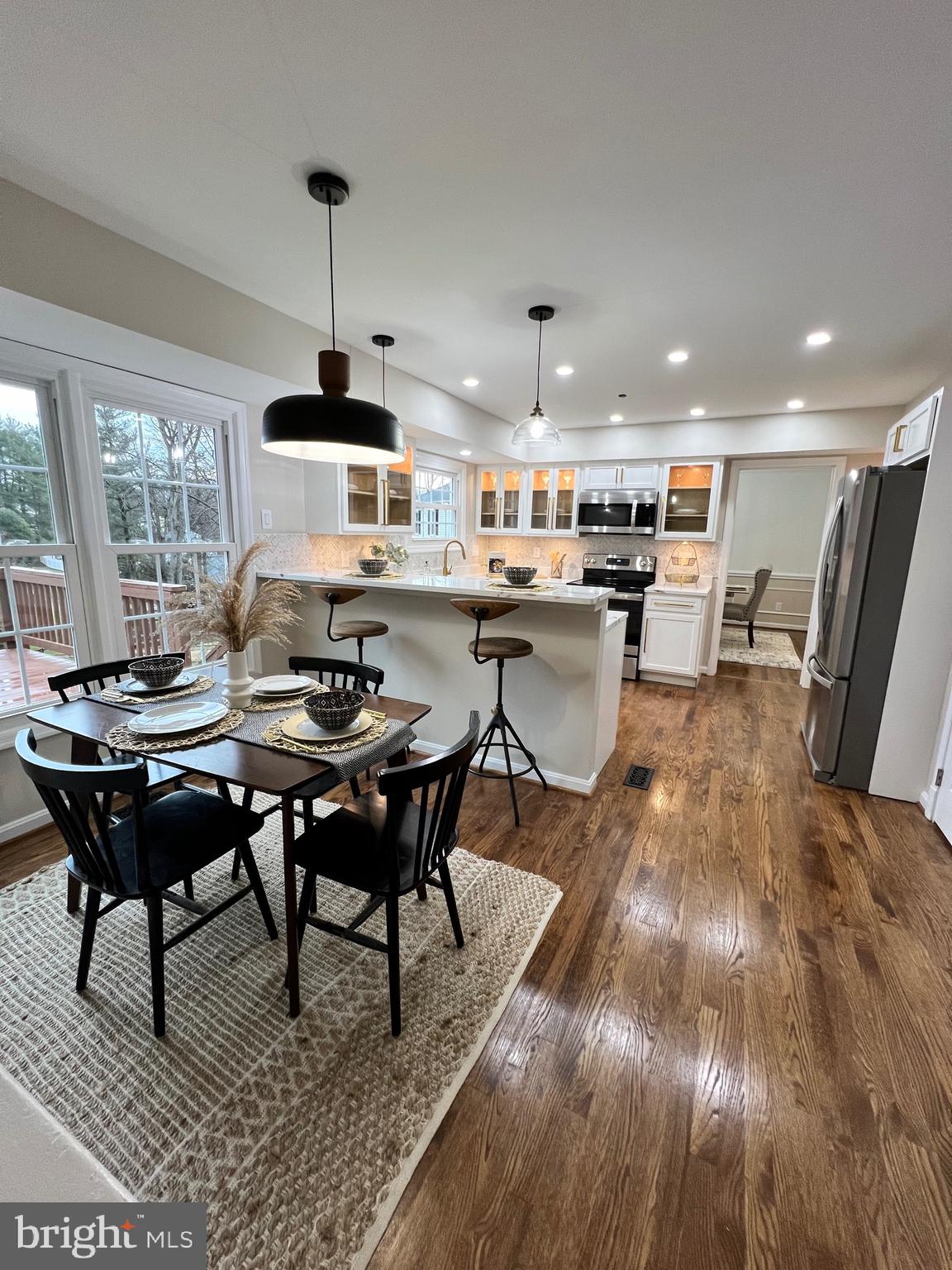 FOX HILLS - Residential