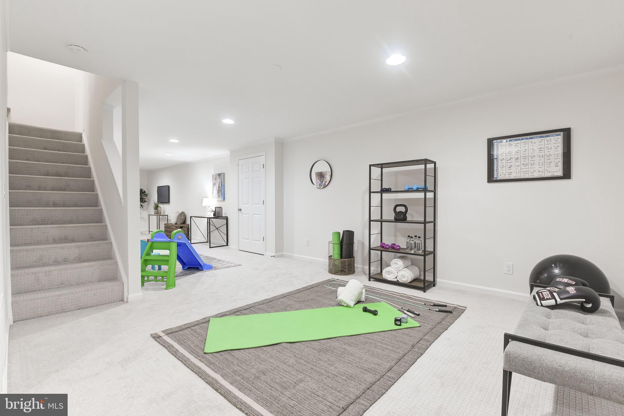 FOX HILLS - Residential