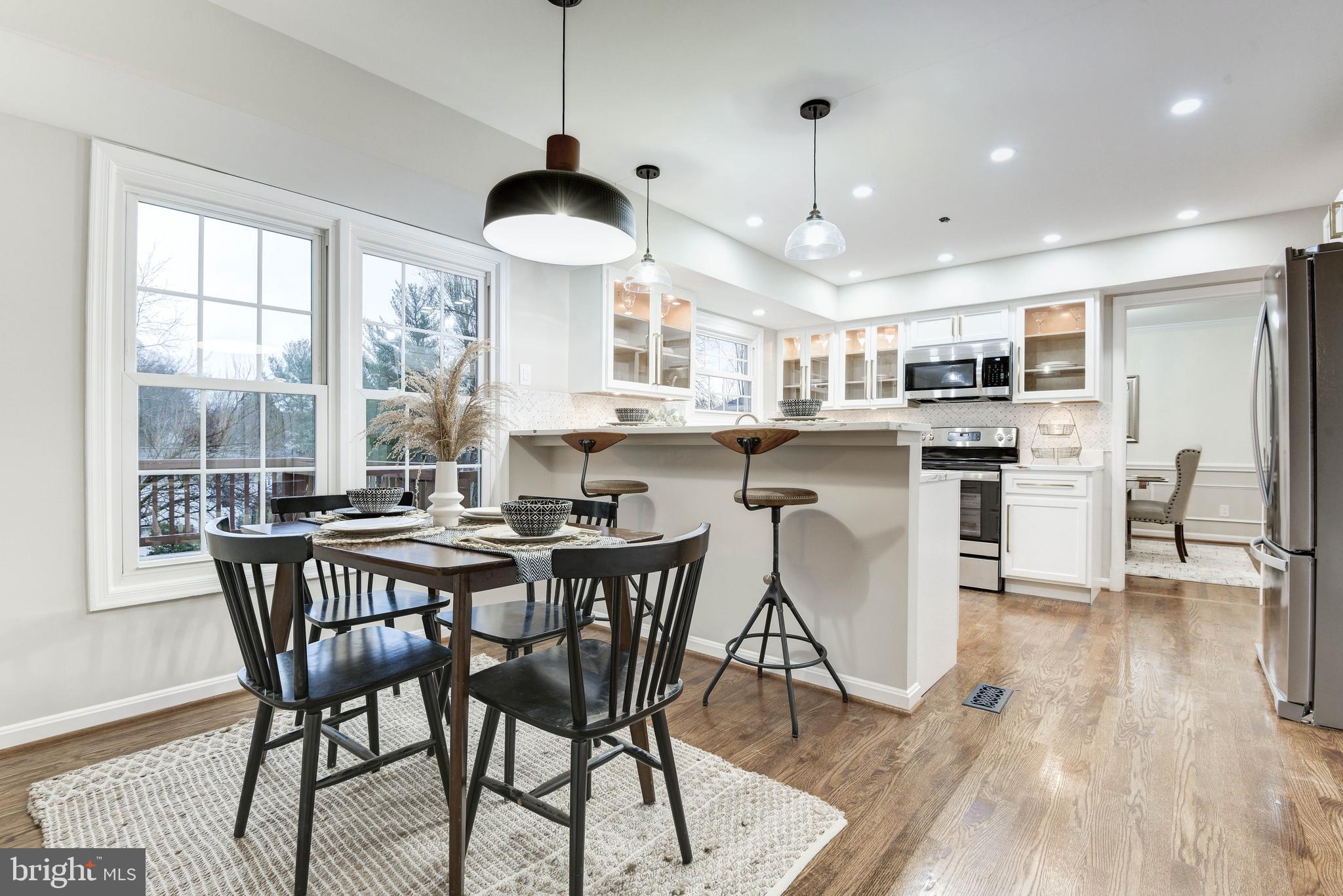 FOX HILLS - Residential