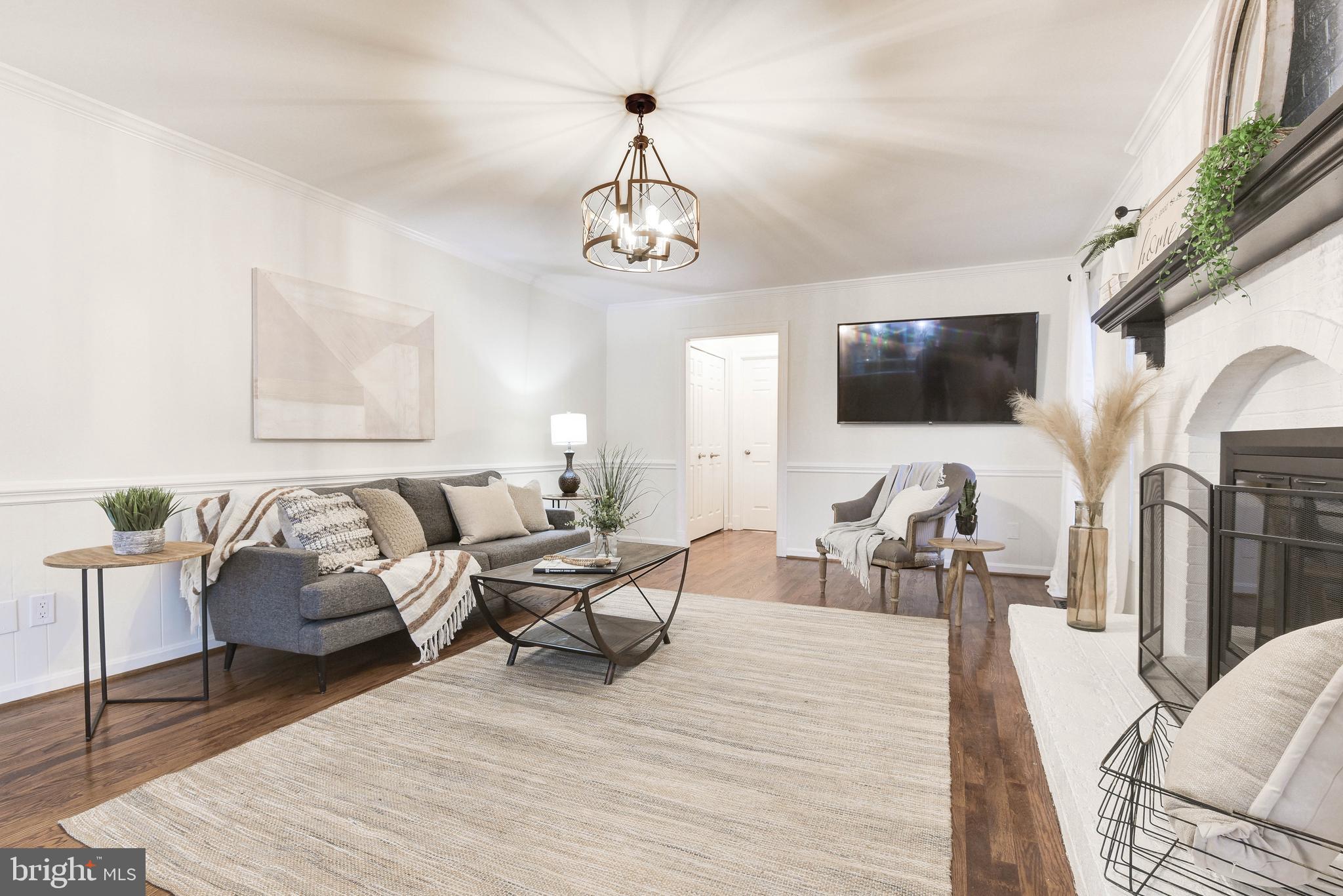 FOX HILLS - Residential