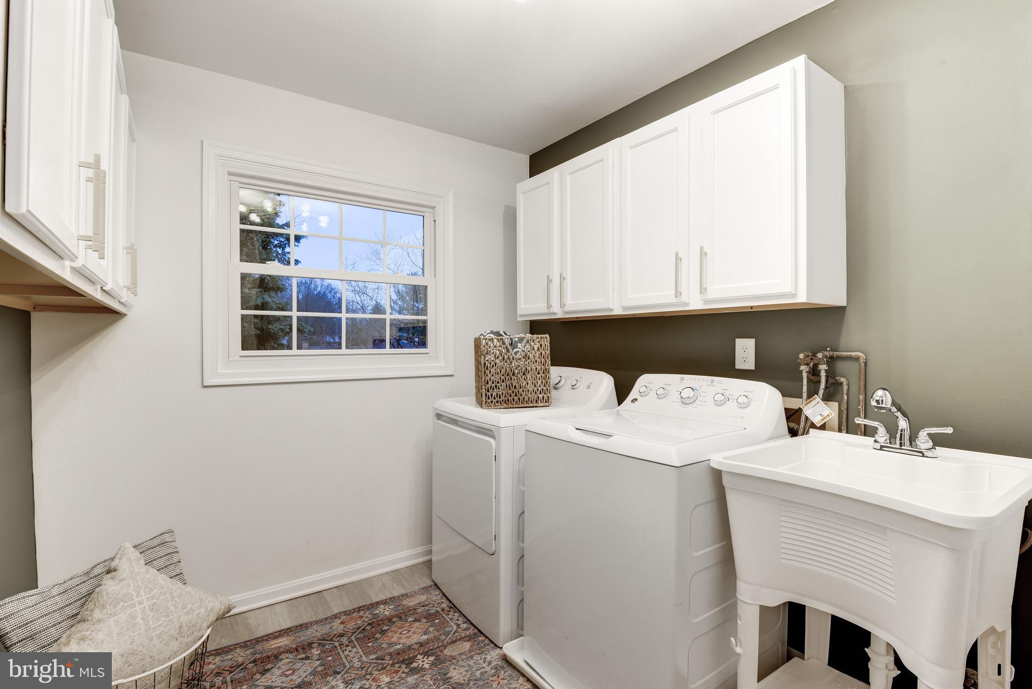 FOX HILLS - Residential