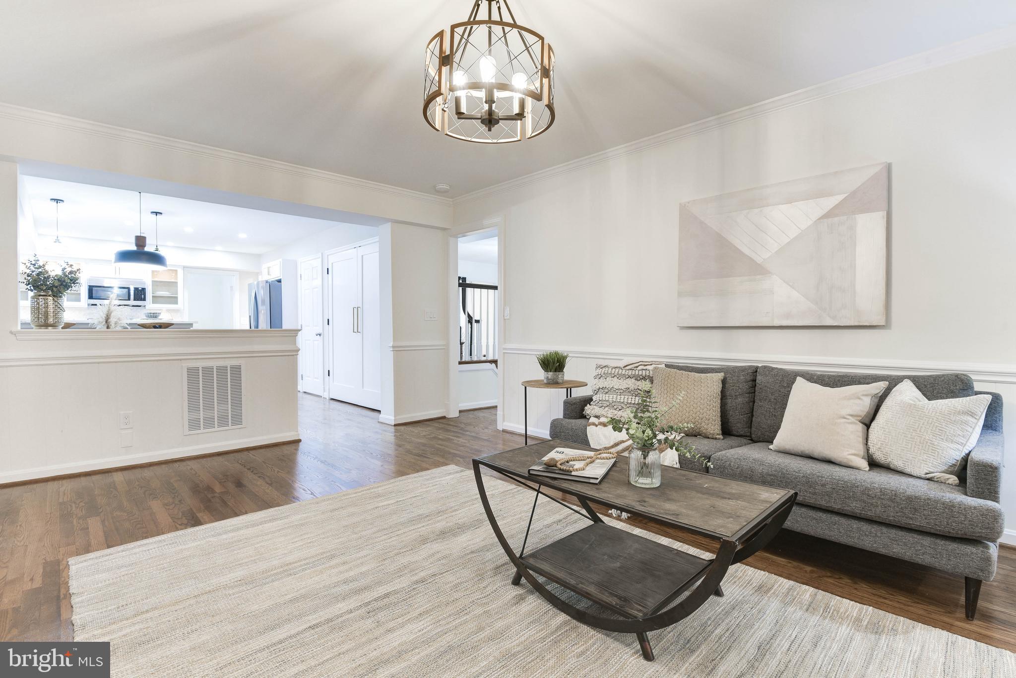 FOX HILLS - Residential