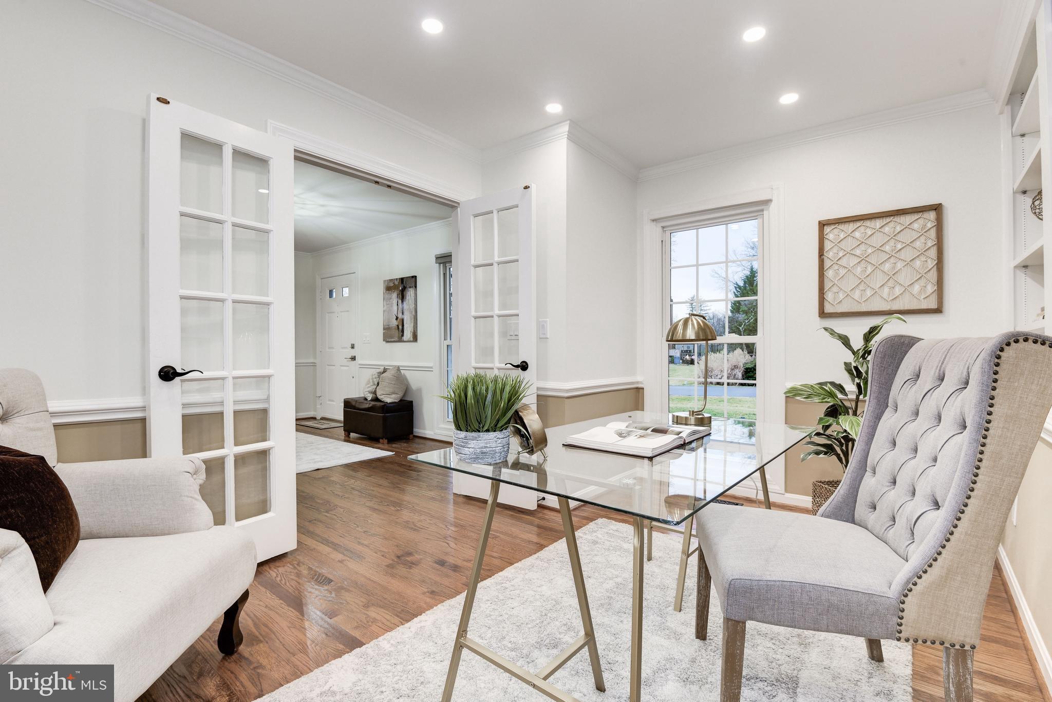 FOX HILLS - Residential