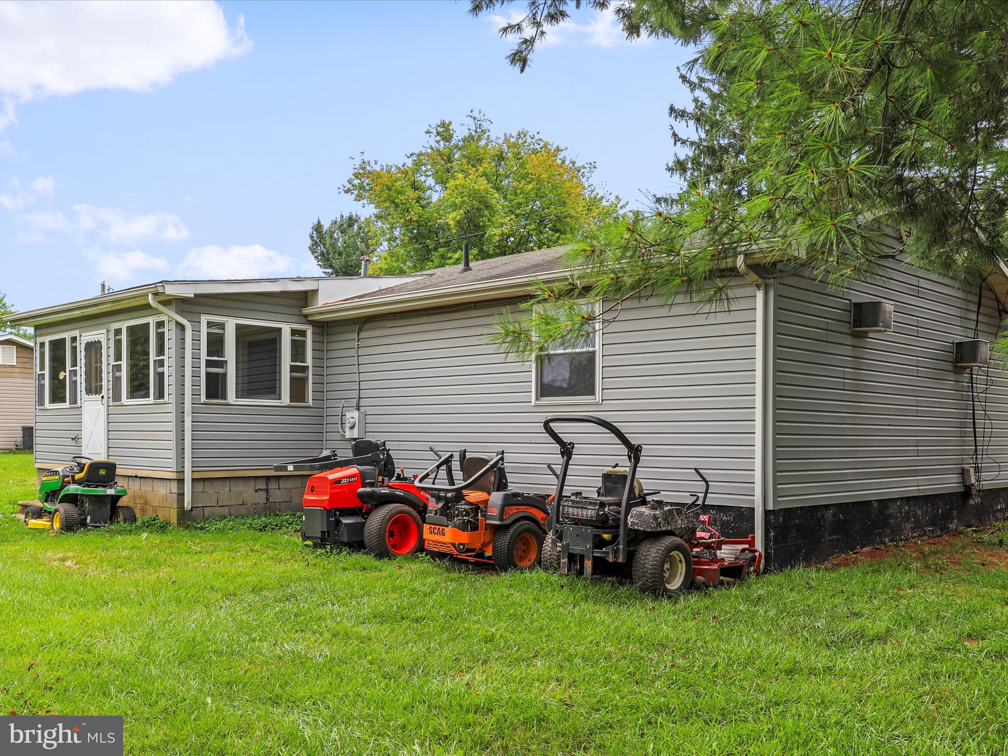 FOX GLEN - Residential