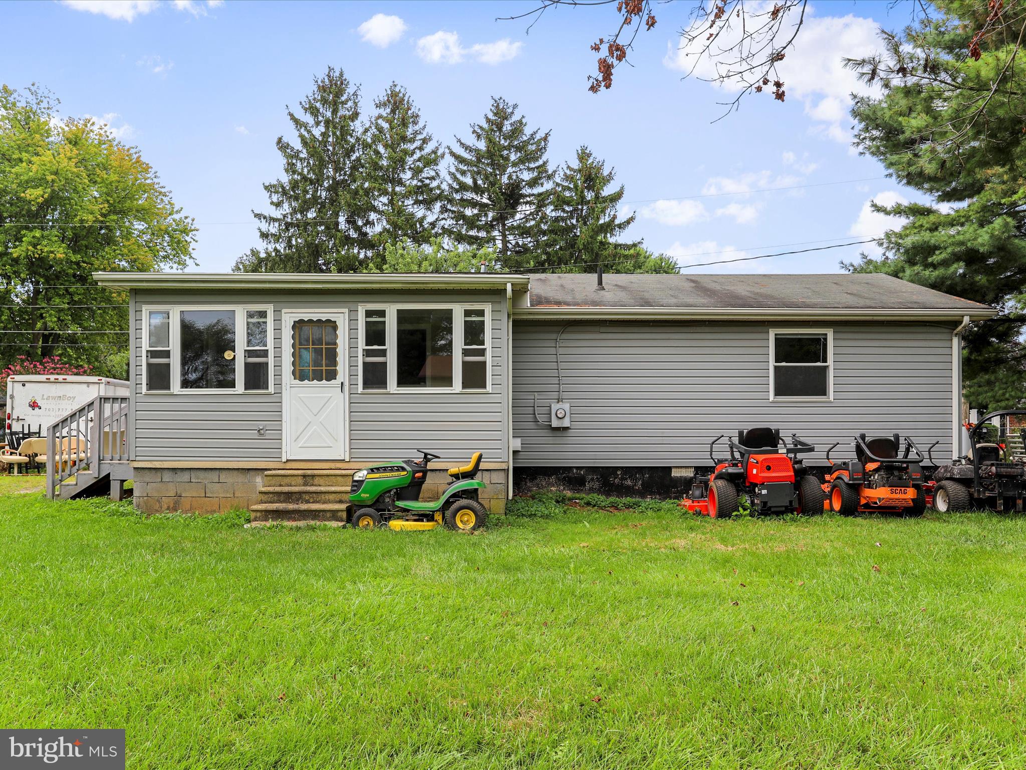 FOX GLEN - Residential