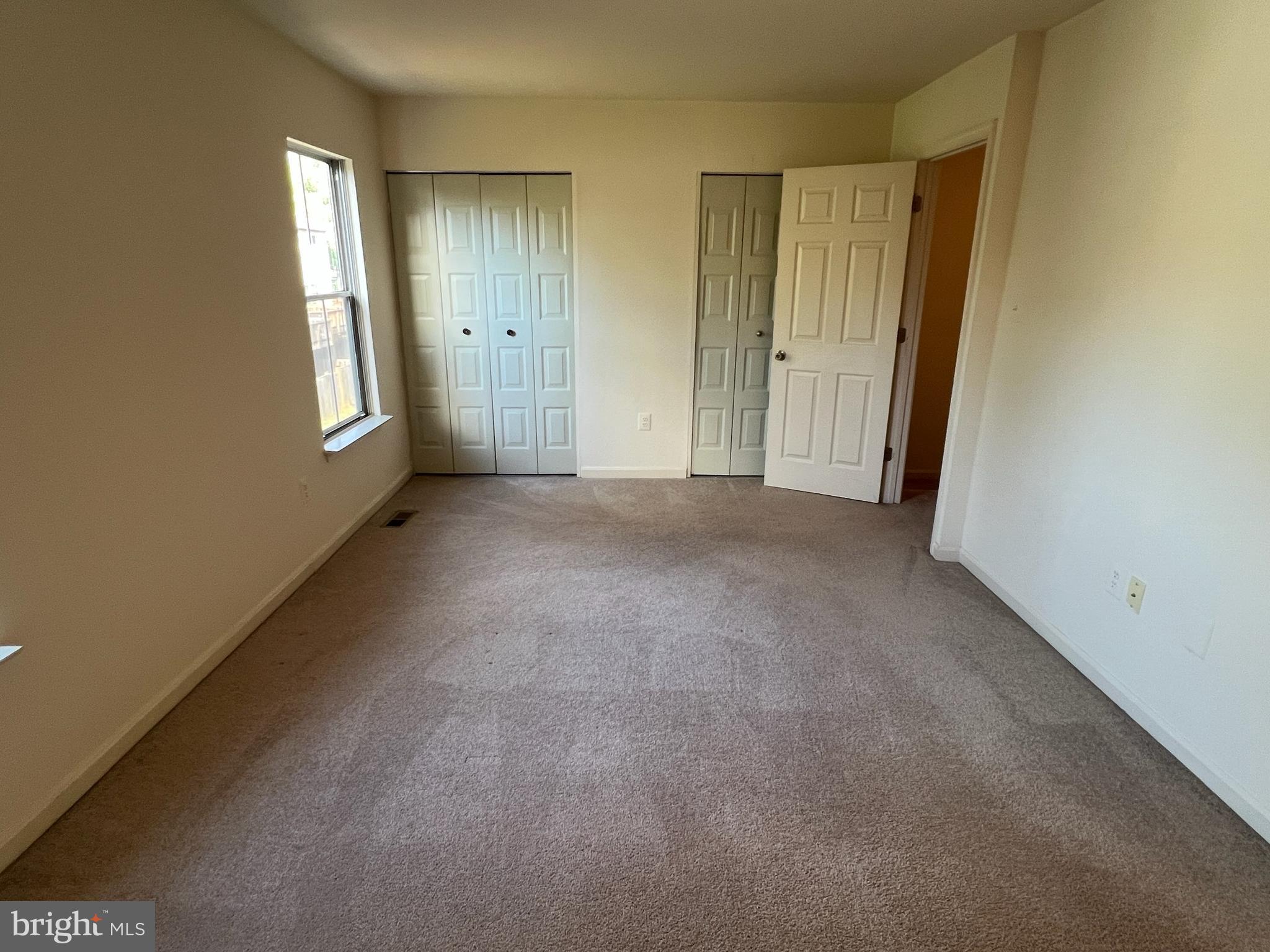 WILLIAMSBURG VILLAGE - Residential Lease