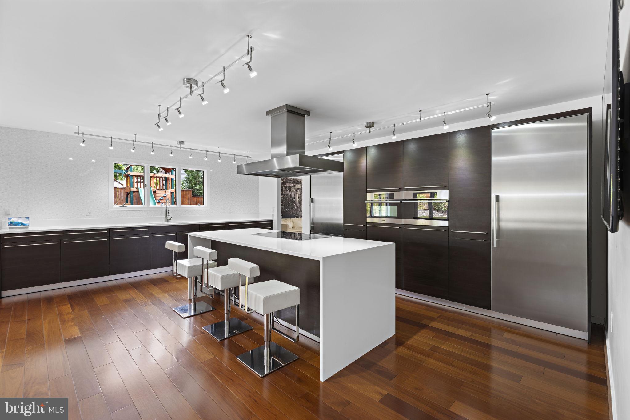 KIRBY WOODS - Residential