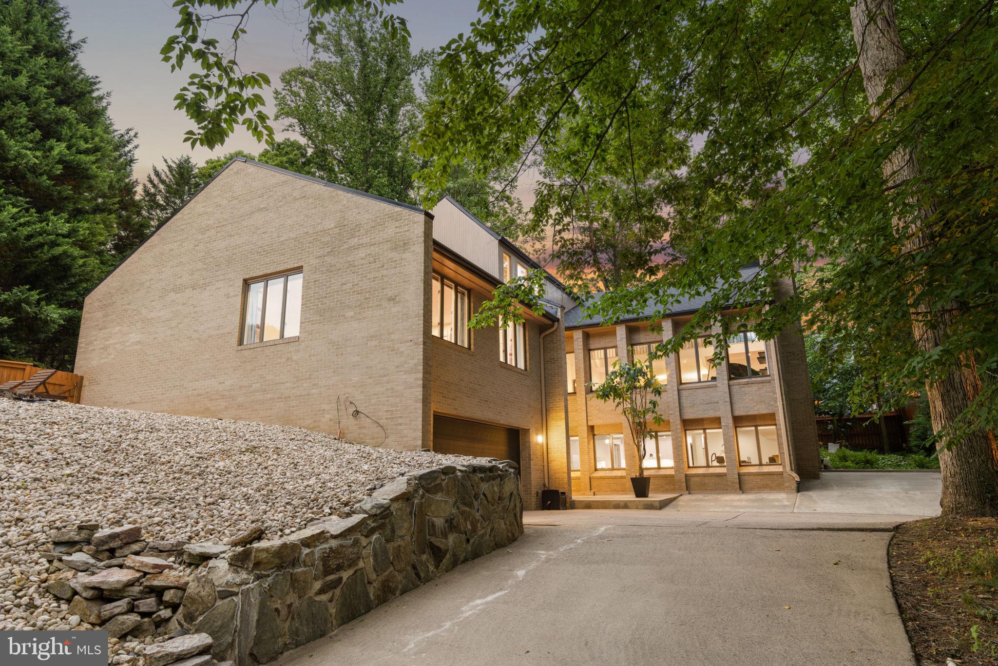 KIRBY WOODS - Residential