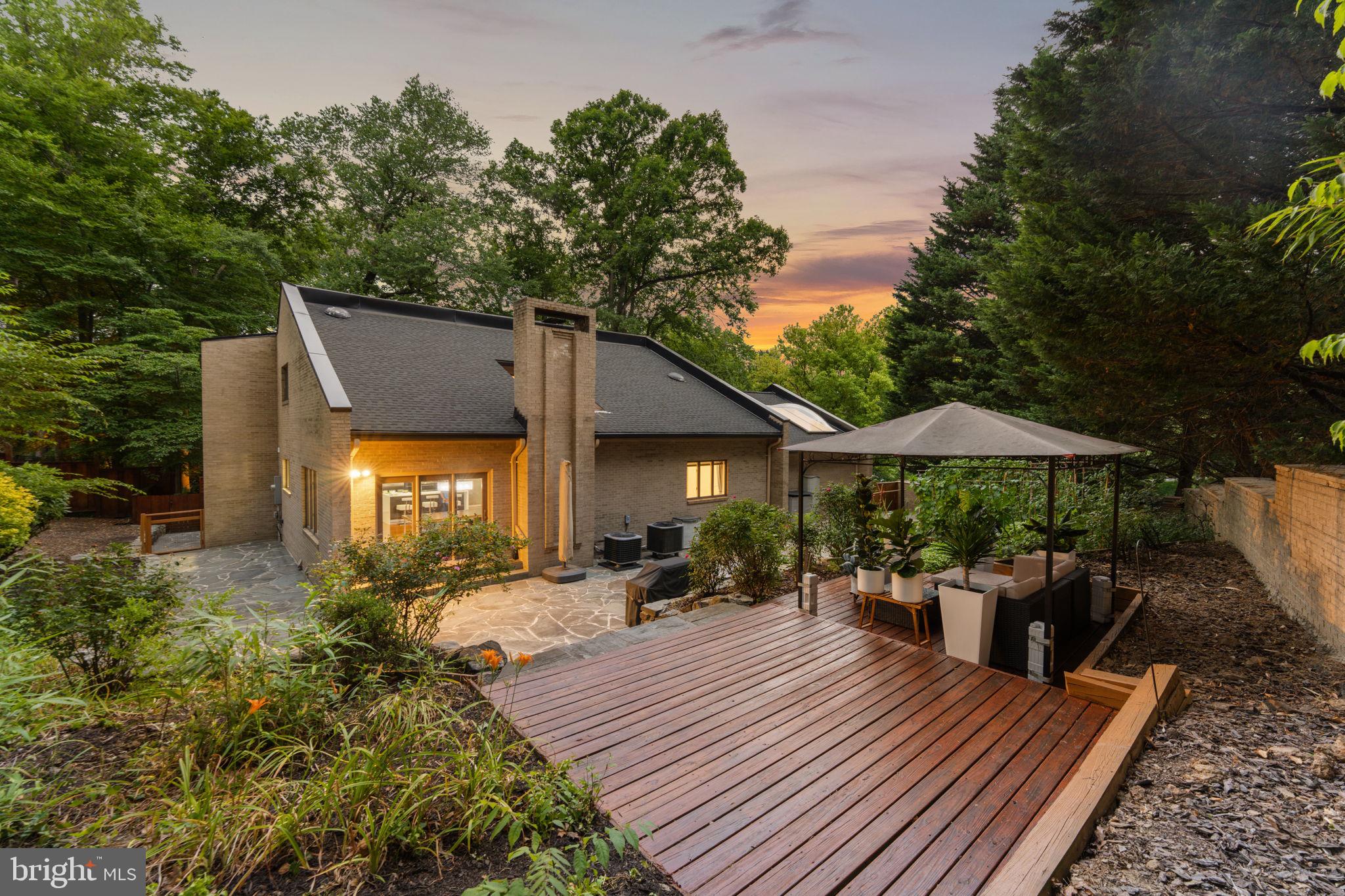 KIRBY WOODS - Residential