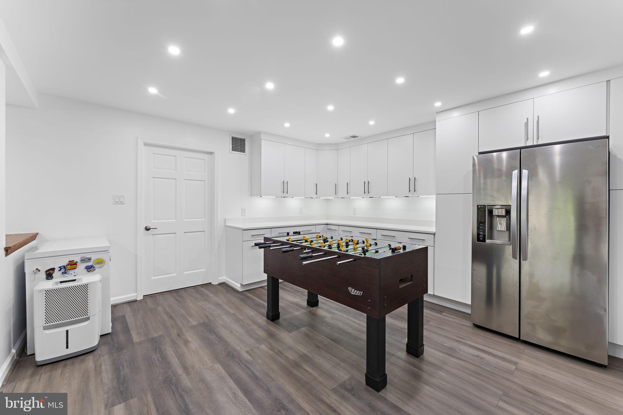 KIRBY WOODS - Residential