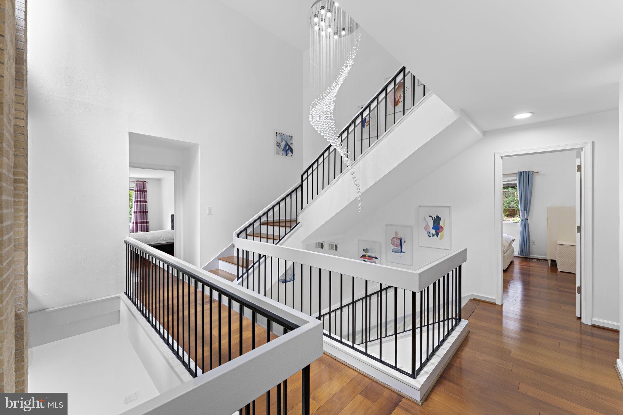 KIRBY WOODS - Residential