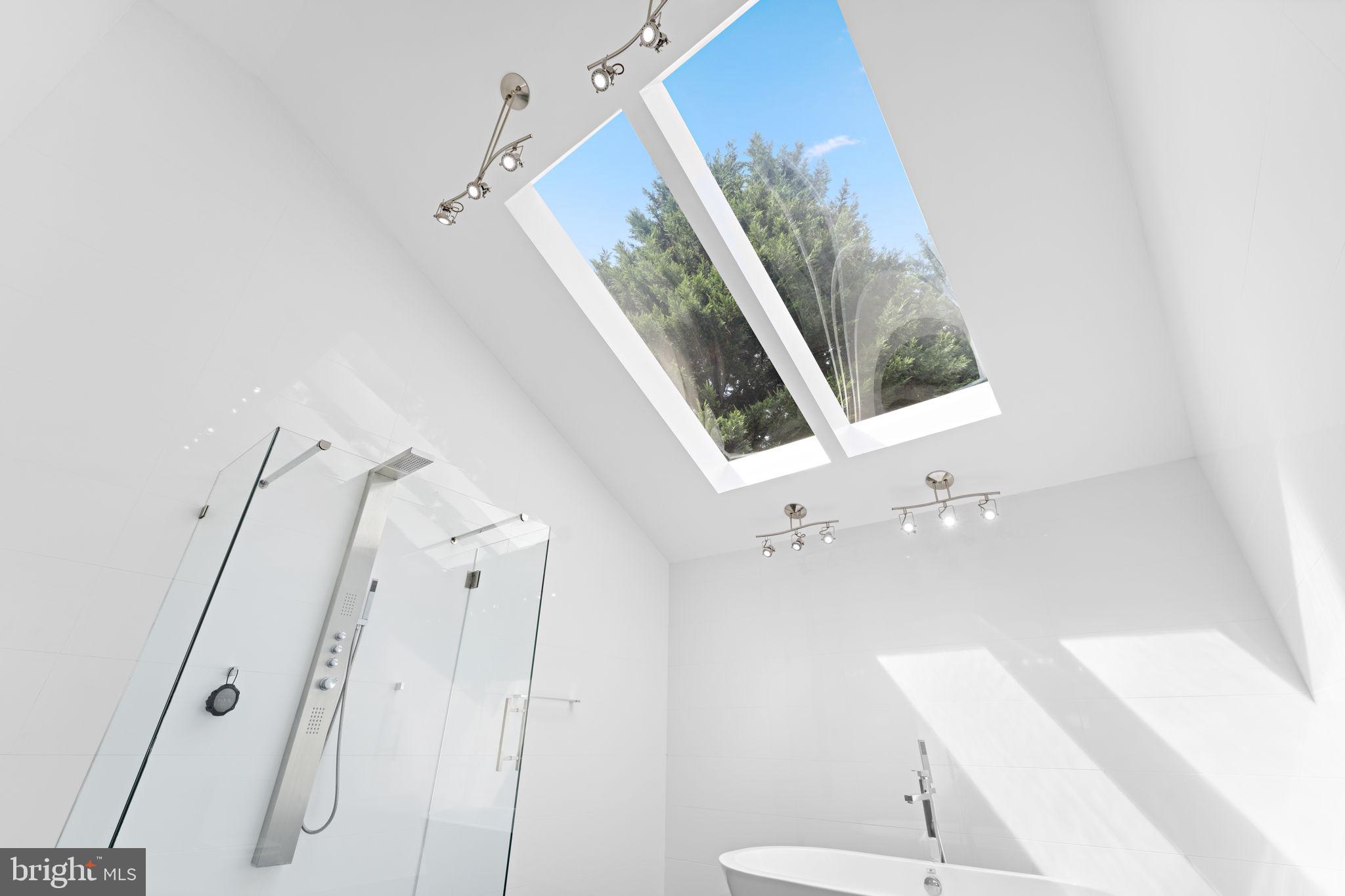 KIRBY WOODS - Residential