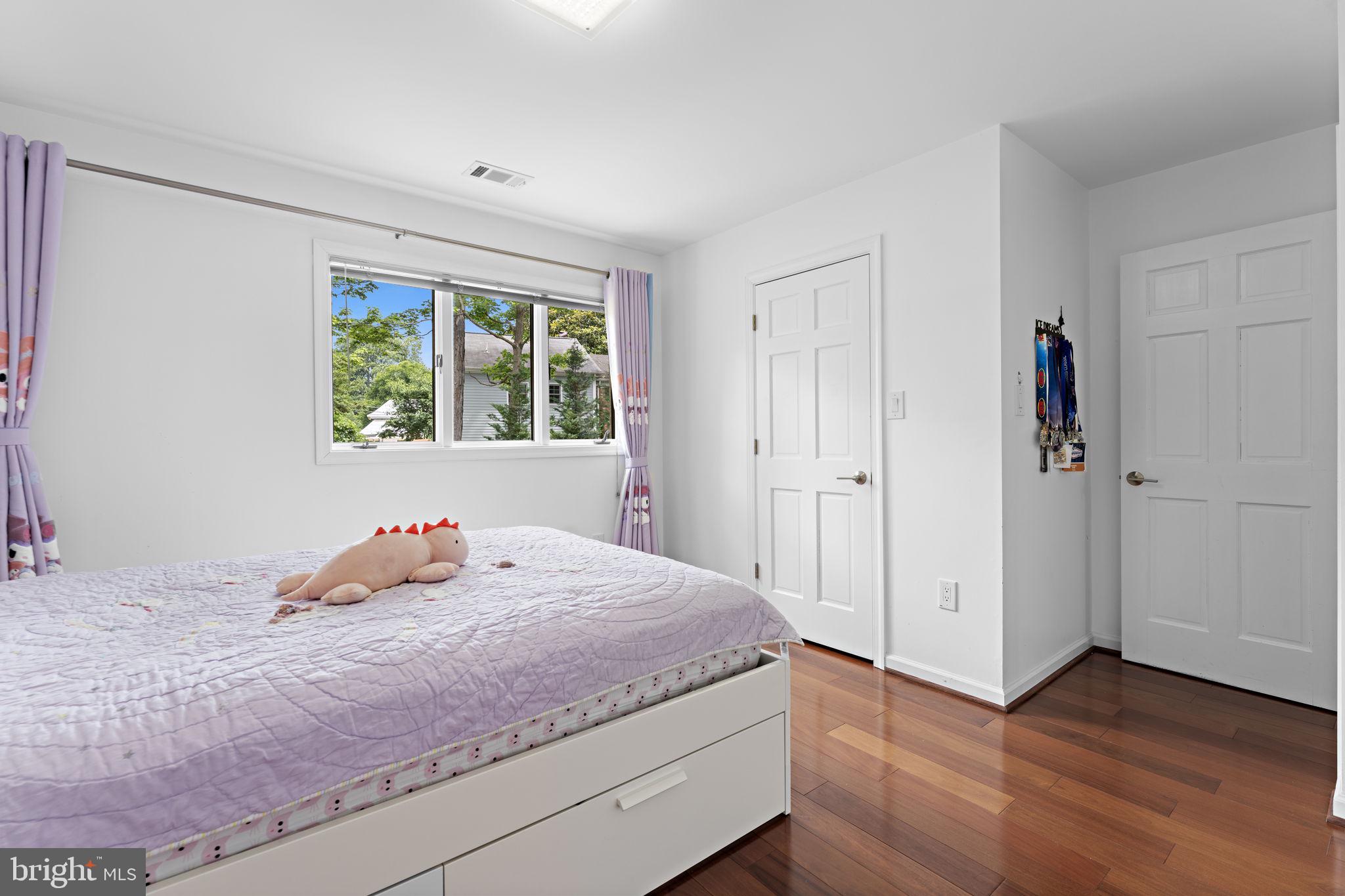 KIRBY WOODS - Residential