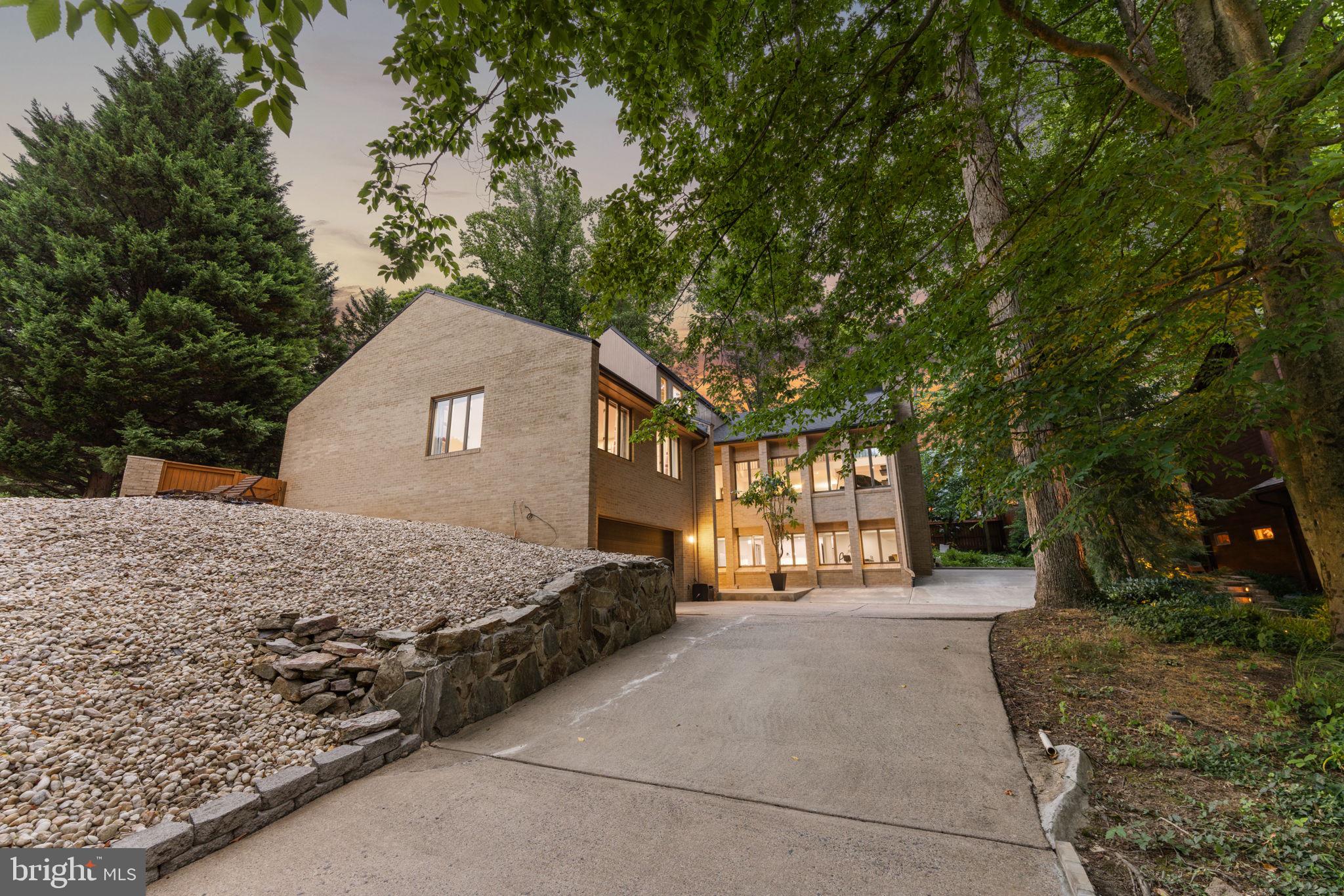 KIRBY WOODS - Residential