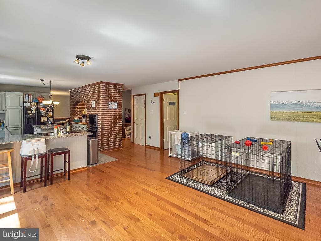 HERITAGE OAKS - Residential