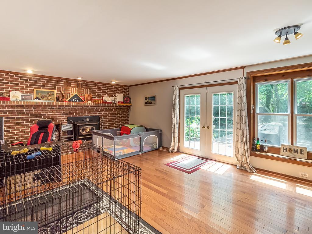 HERITAGE OAKS - Residential